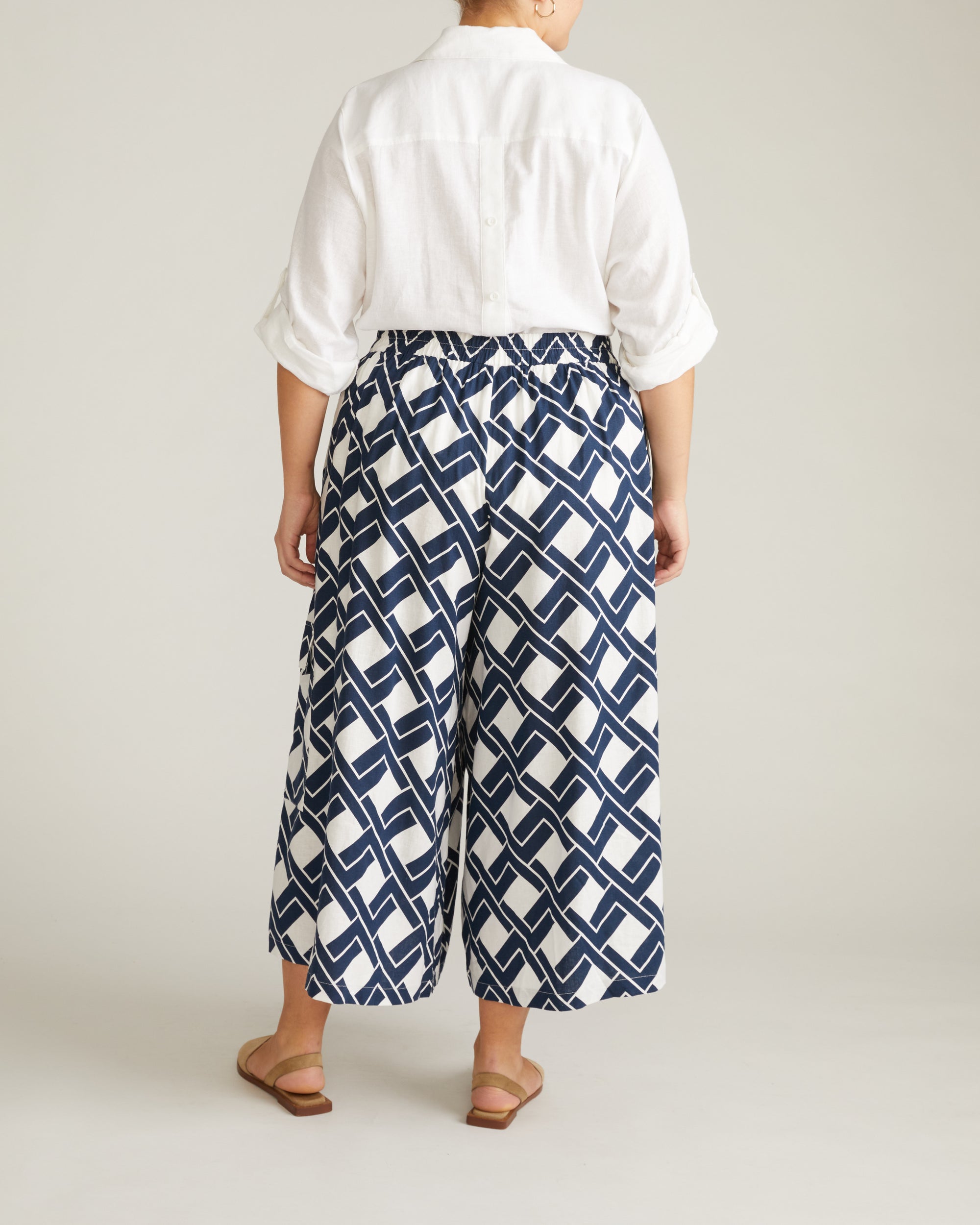 Palazzo Cargo Linen Blend Pant - Geometrica Print | Plus Size & Straight Size Women's Fashion | Universal Standard