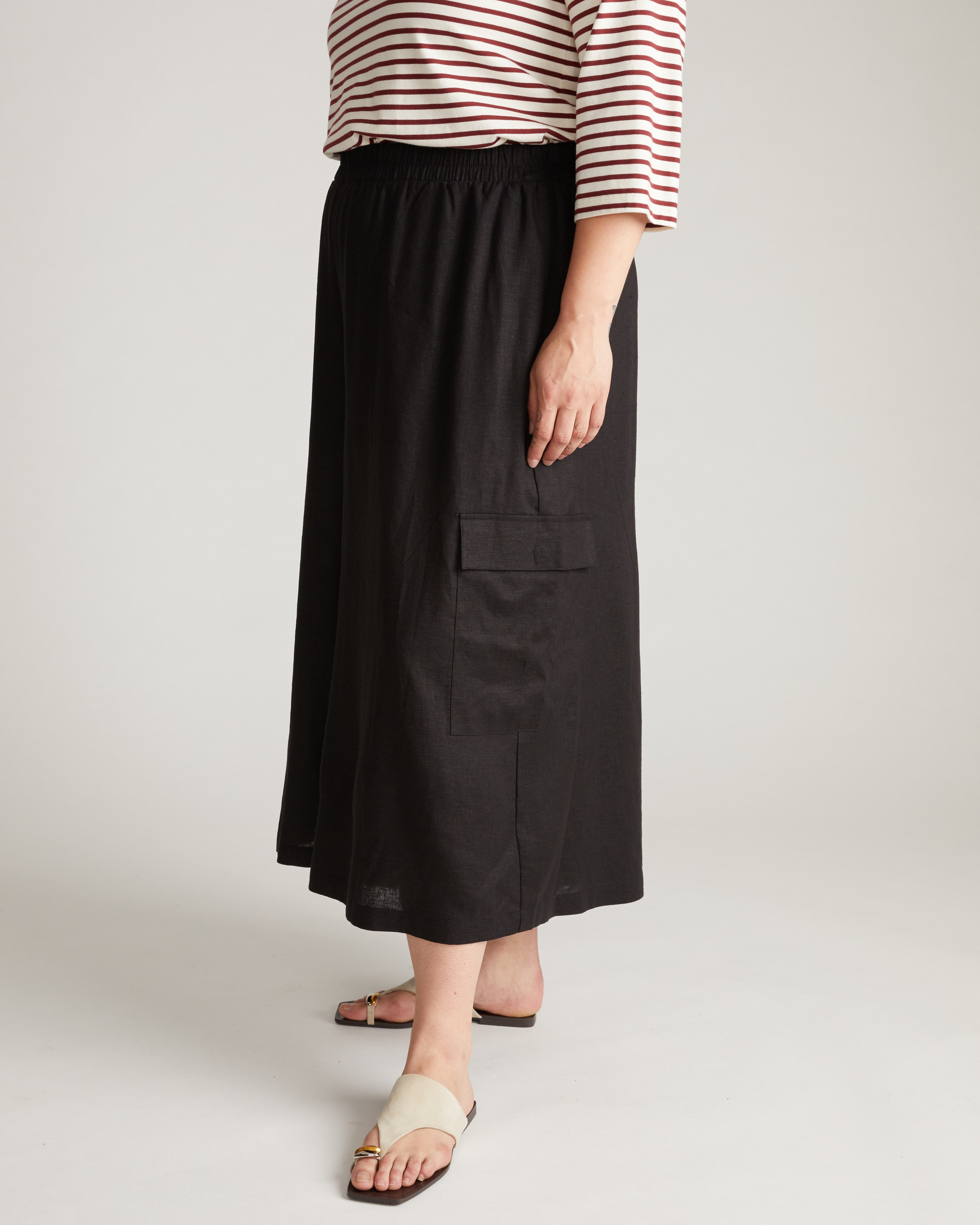 Palazzo Cargo Linen Blend Pant - Black – Universal Standard