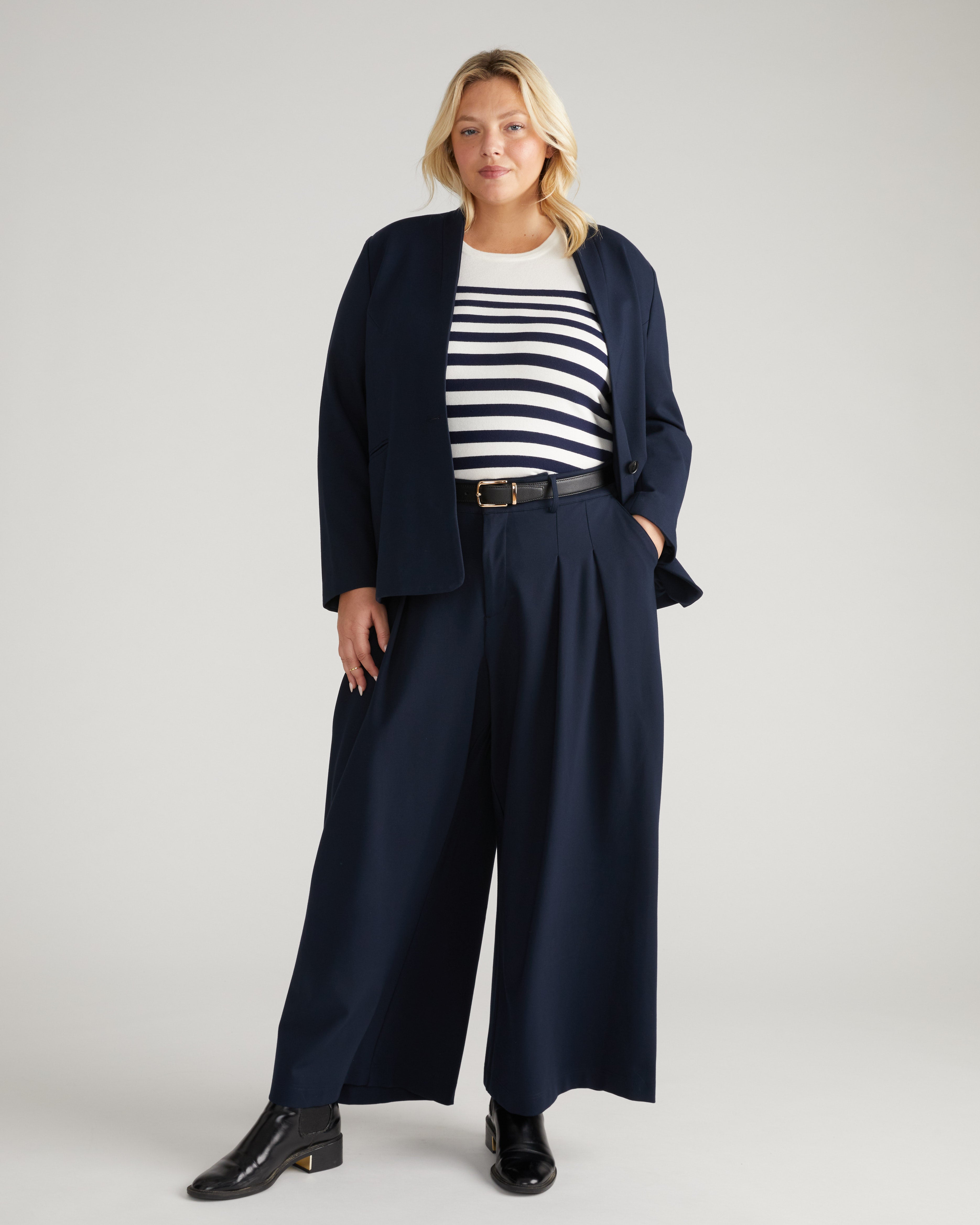 Lennox Collarless Ponte Blazer - Navy – Universal Standard