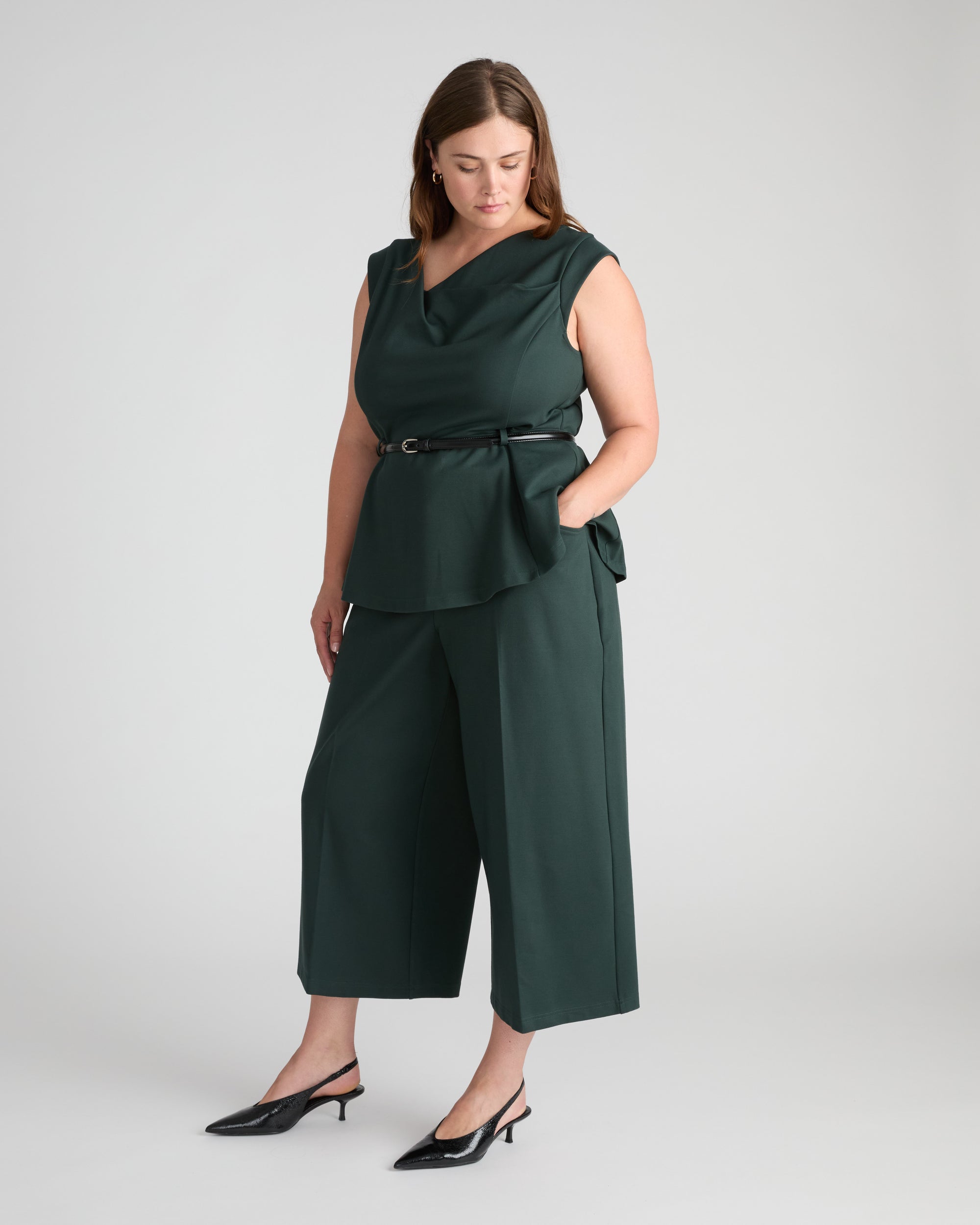 Cropped Wide Leg Ponte Pants - Green Gemstone | Plus Size & Straight Size Women's Fashion | Universal Standard