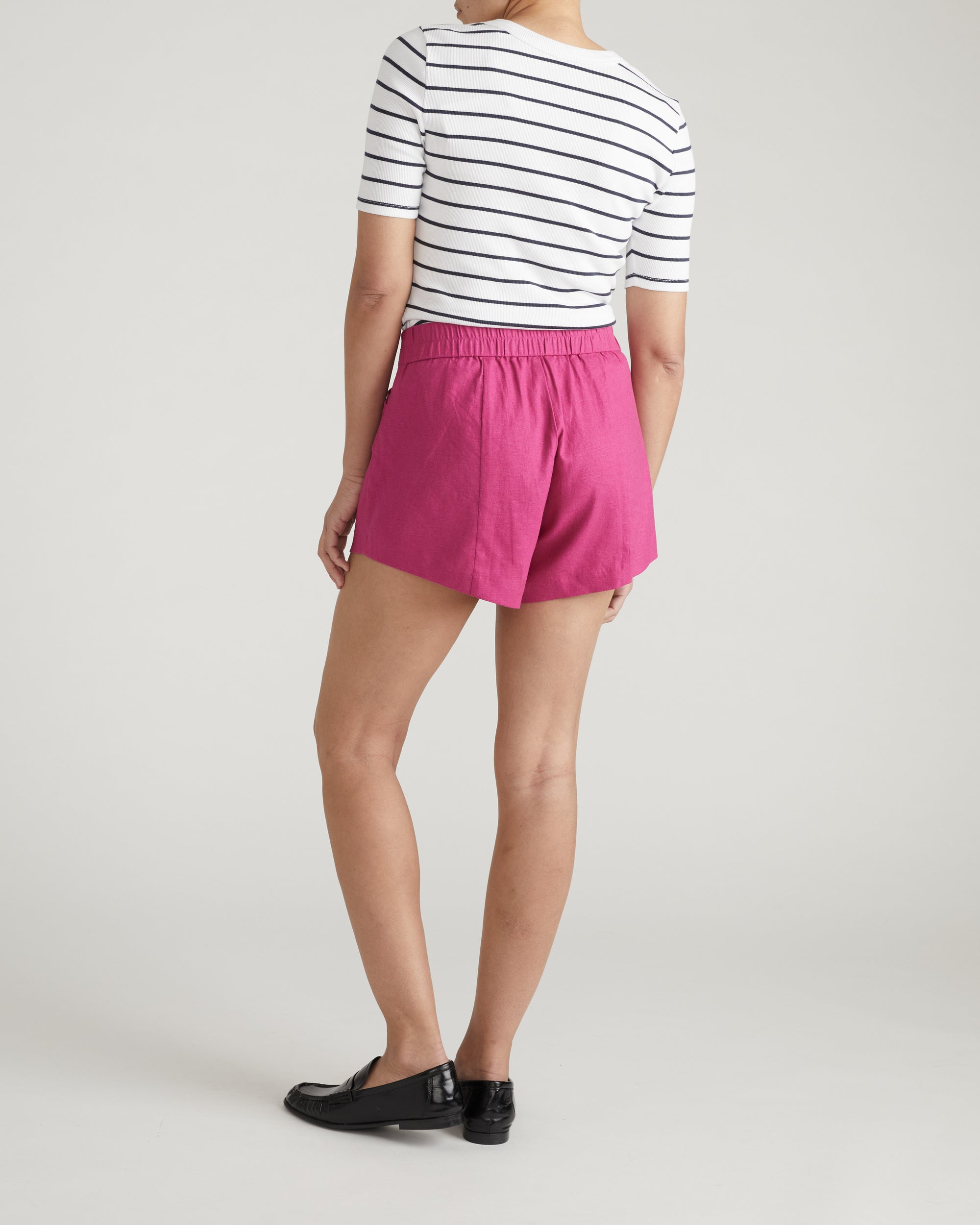 Coastal Linen Blend Shorts - Hyper Pink | Plus Size & Straight Size Women's Fashion | Universal Standard