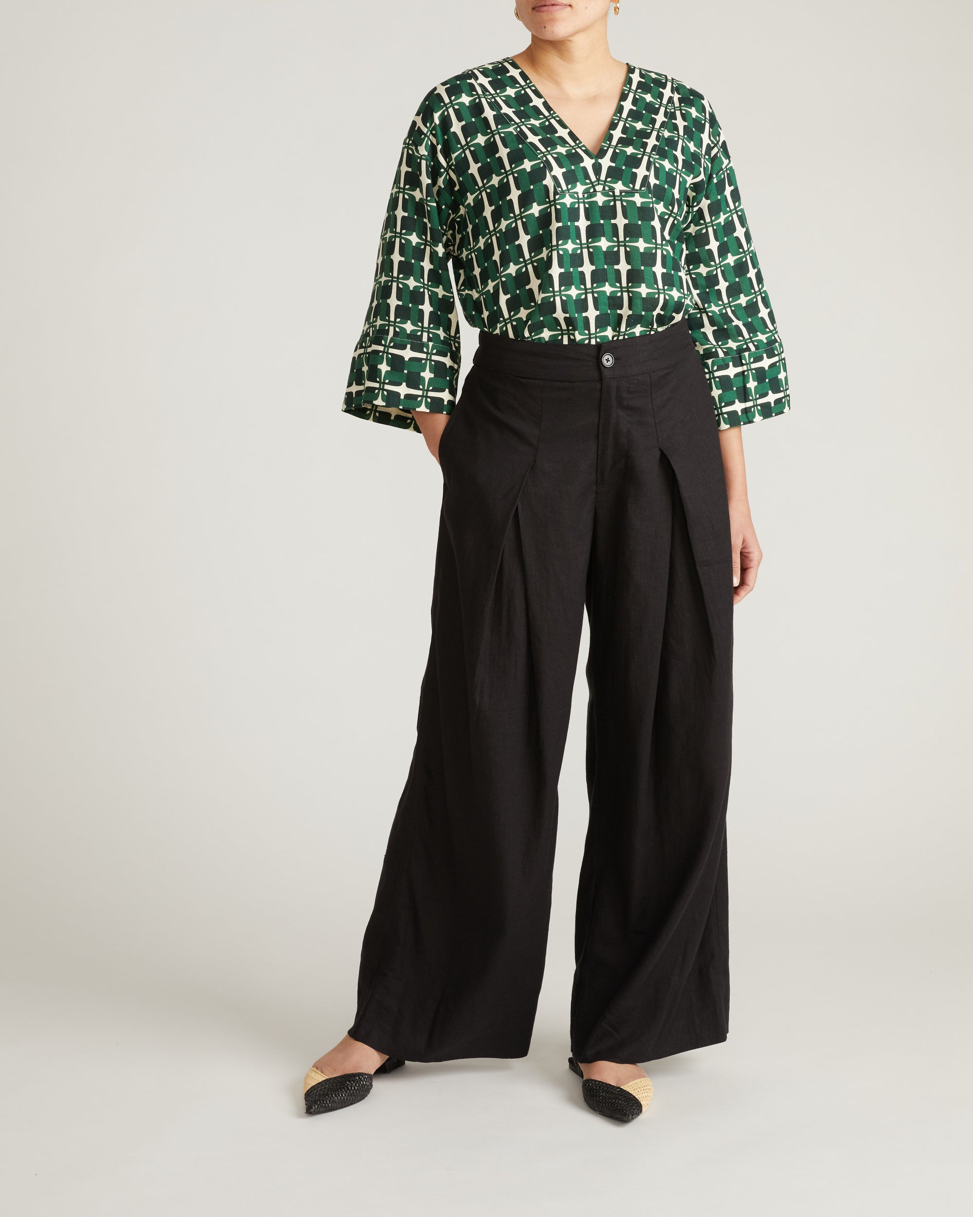 Marley Wide Leg Linen Blend Pants - Black | Plus Size & Straight Size Women's Fashion | Universal Standard