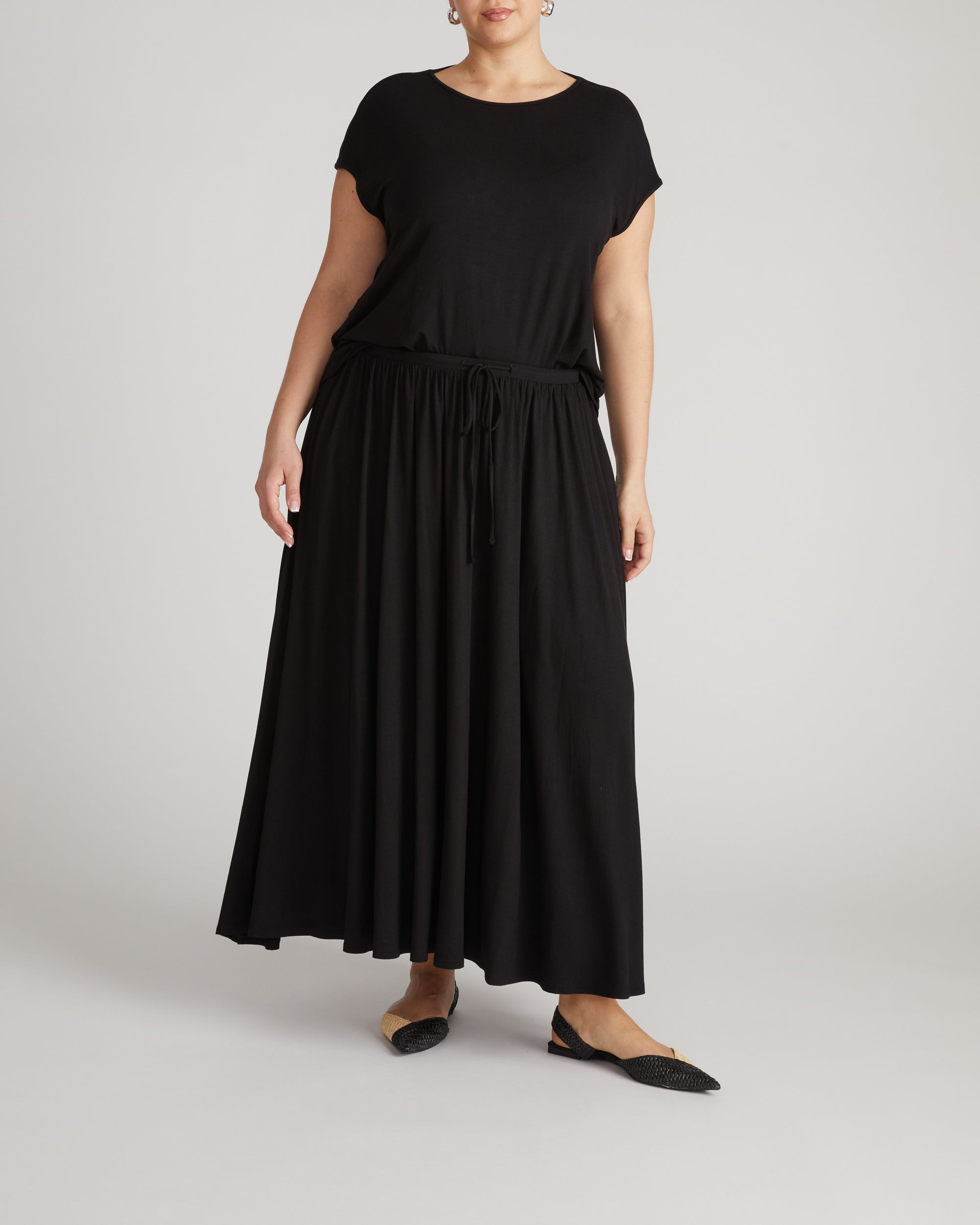 Tessa Liquid Jersey Skirt - Black | Plus Size & Straight Size Women's Fashion | Universal Standard