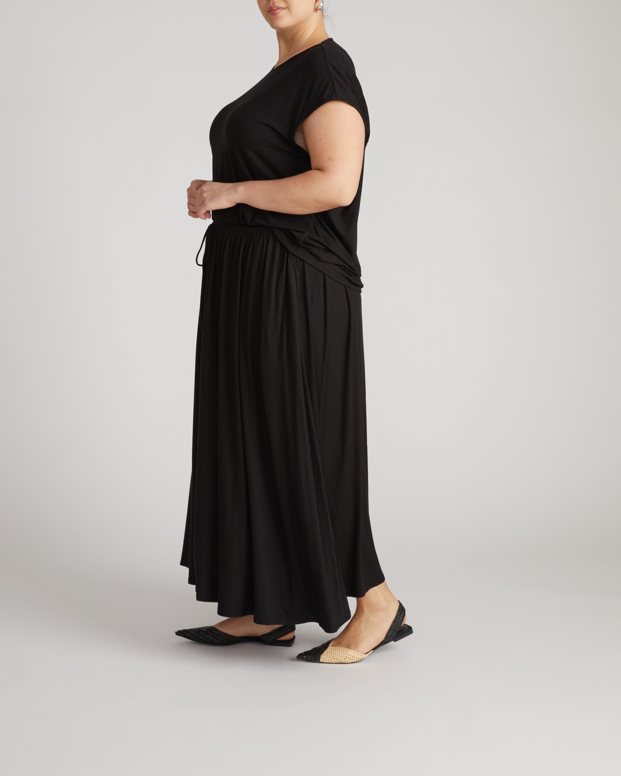 Tessa Liquid Jersey Skirt - Black | Plus Size & Straight Size Women's Fashion | Universal Standard