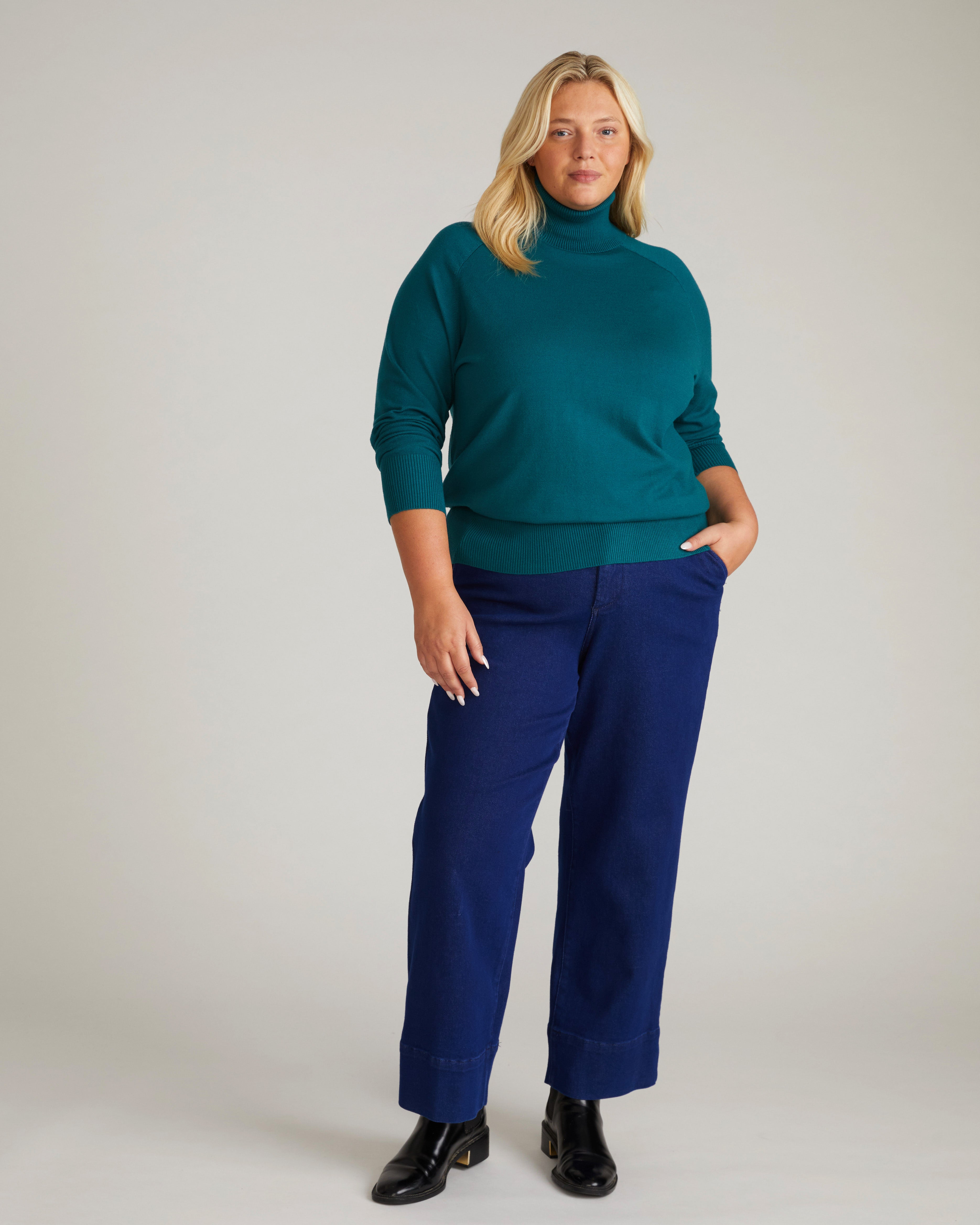 Renee Savvy Fine Knit Raglan Turtleneck - Botanic – Universal Standard