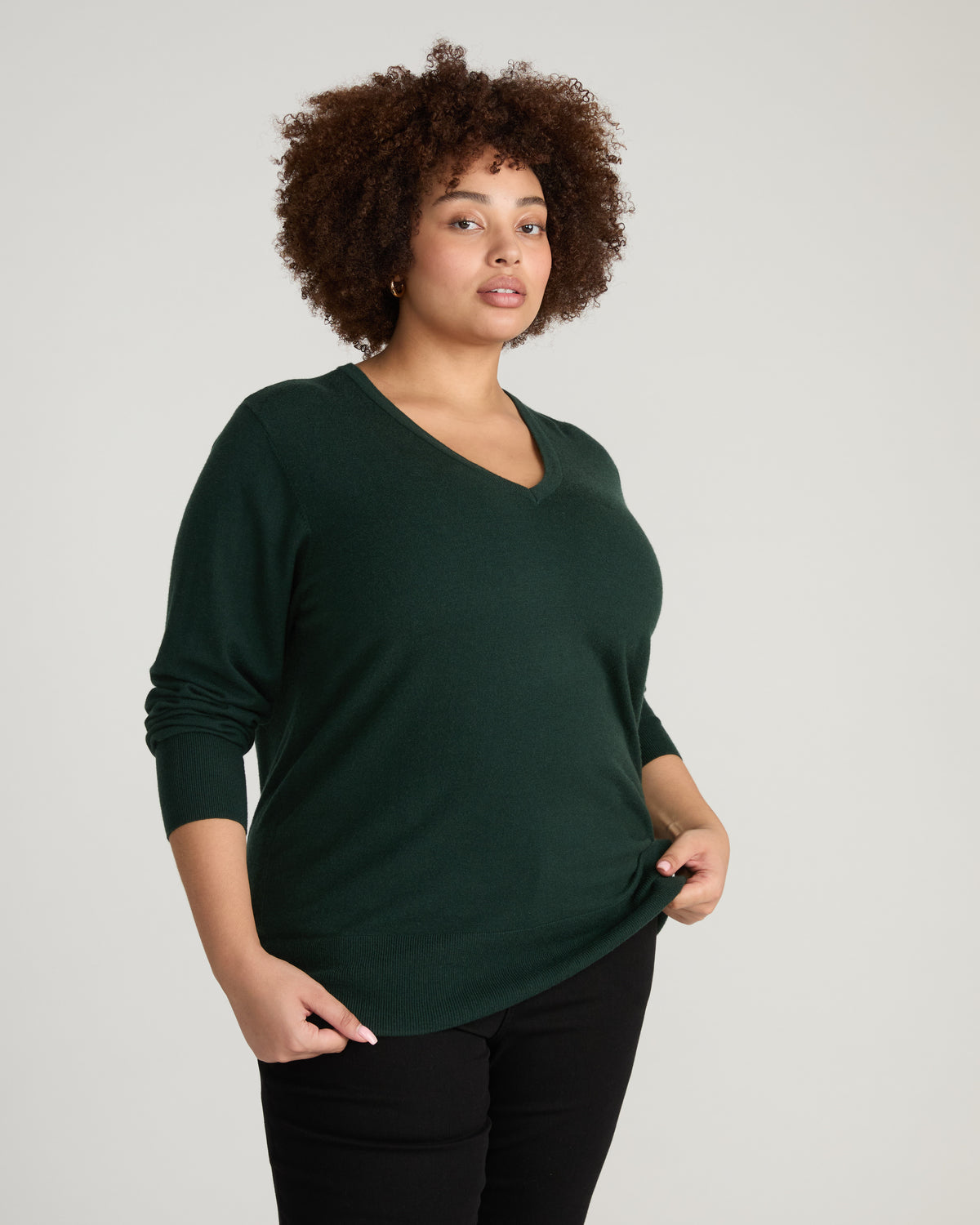 Savvy Fine Knit V Sweater - Green Gemstone