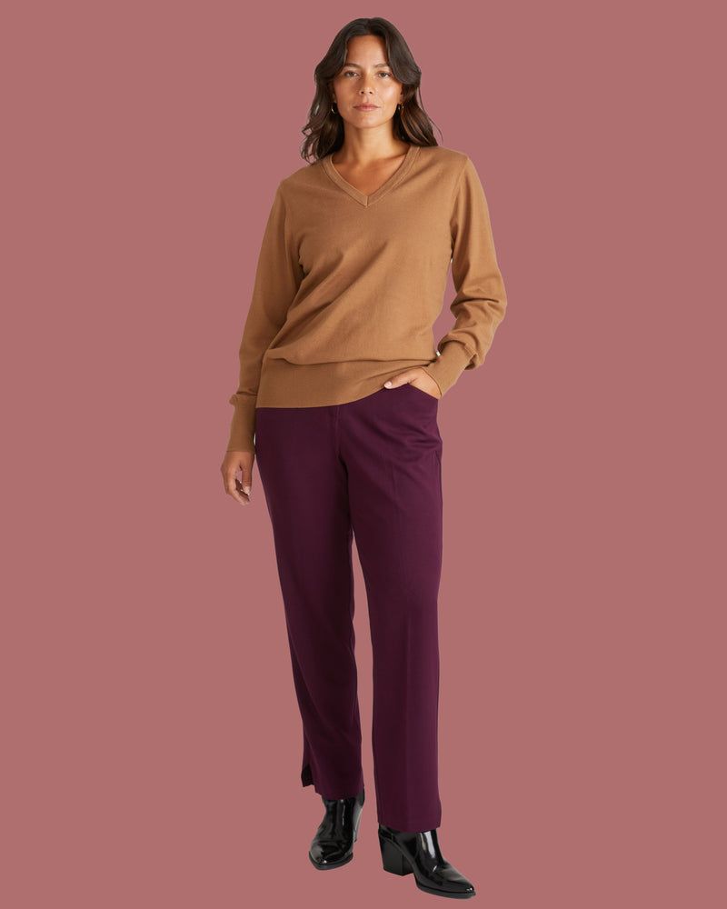 Savvy Fine Knit V Sweater - Classic Camel