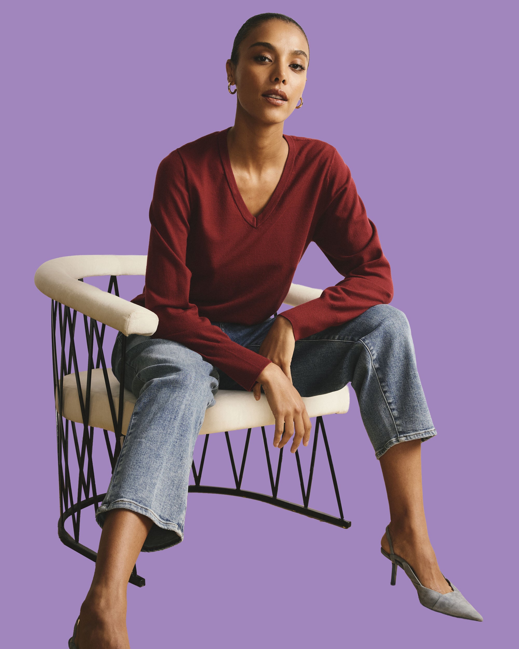 Savvy Fine Knit V Sweater - Garnet