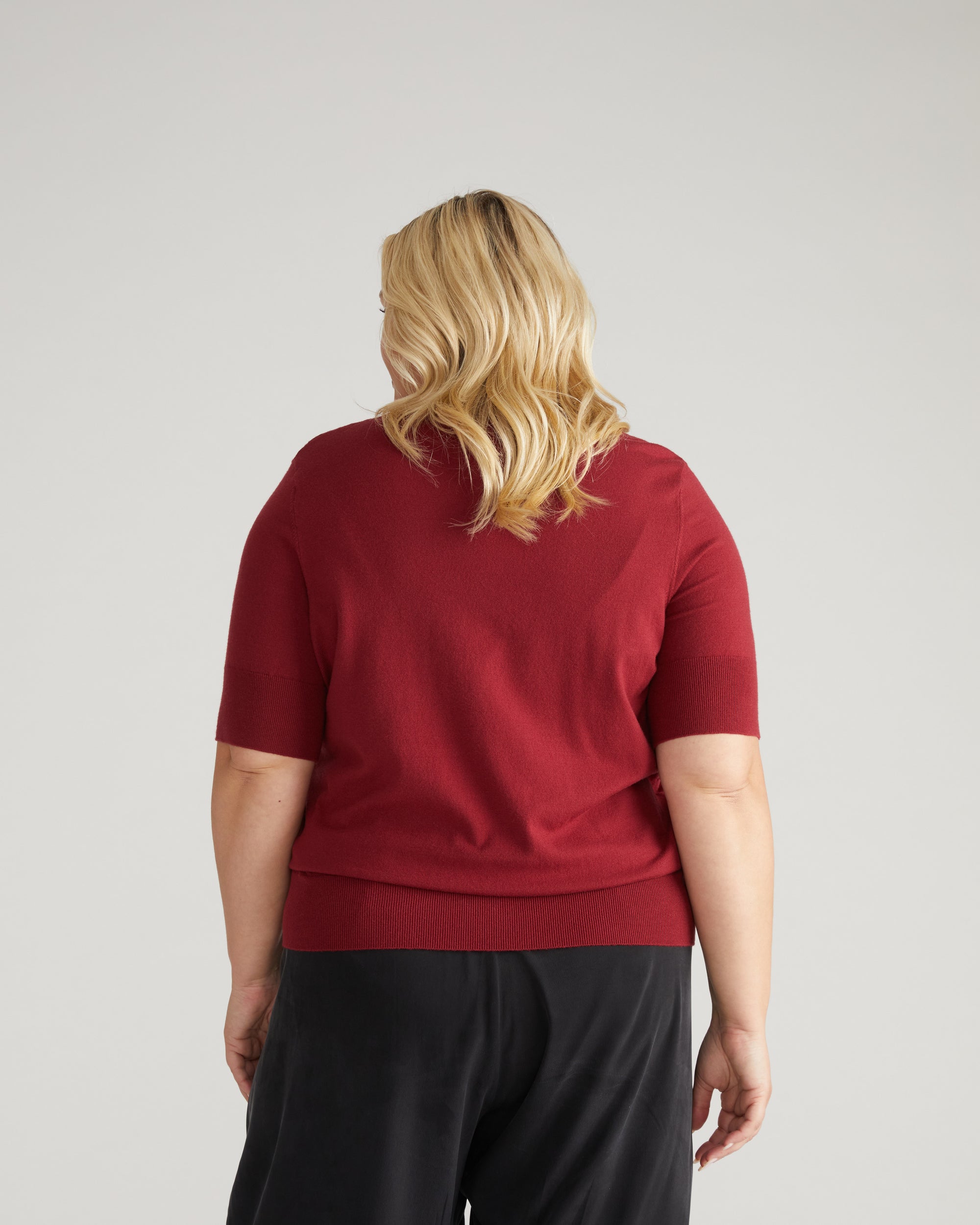 Savvy Fine Knit Sweater Top - Garnet