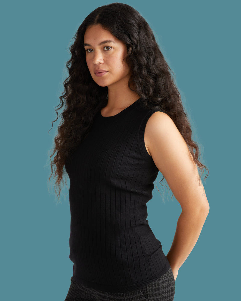 Savvy Fine Knit Sweater Shell - Black