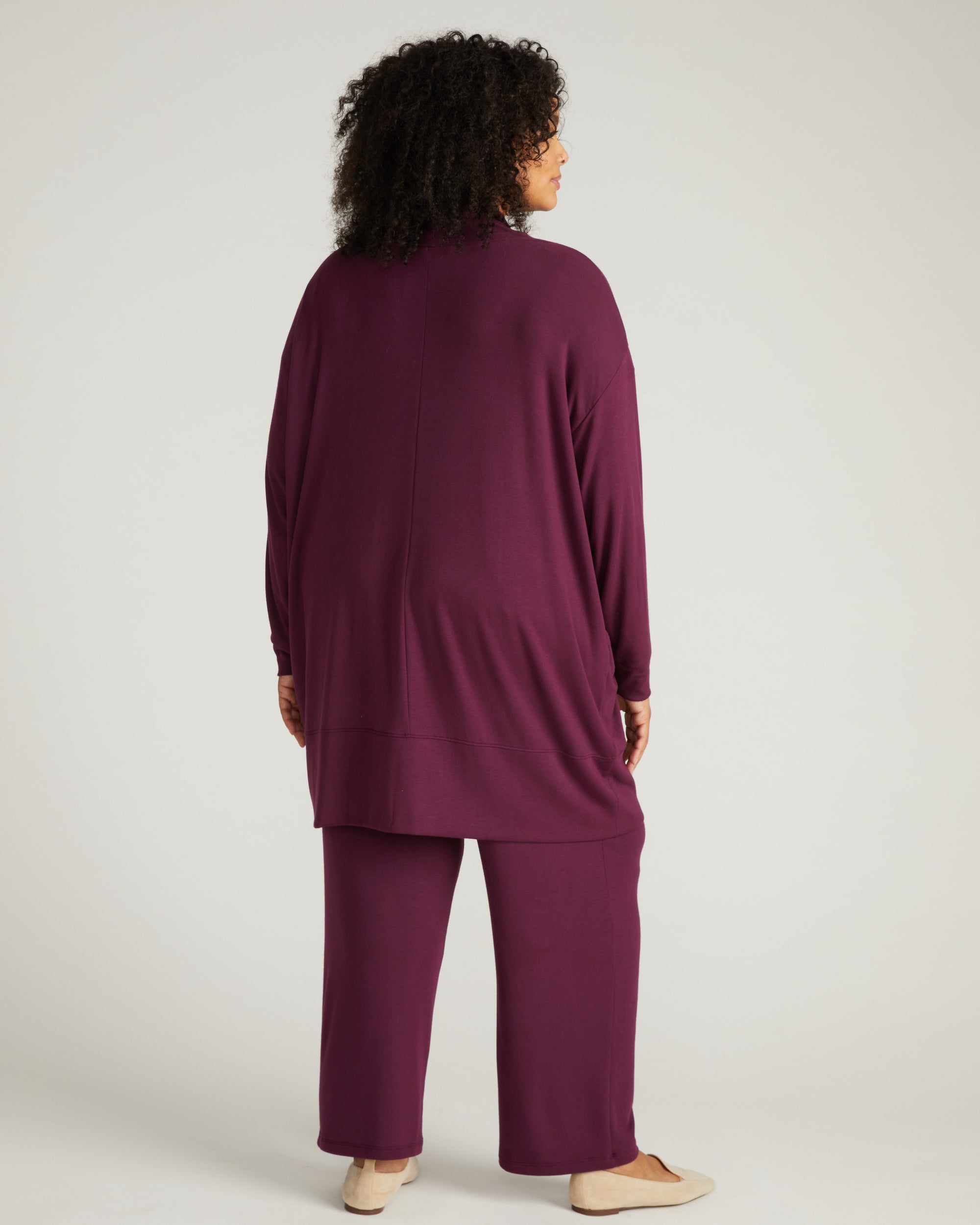 TravelKnit Minimalist Cardigan - Gamay