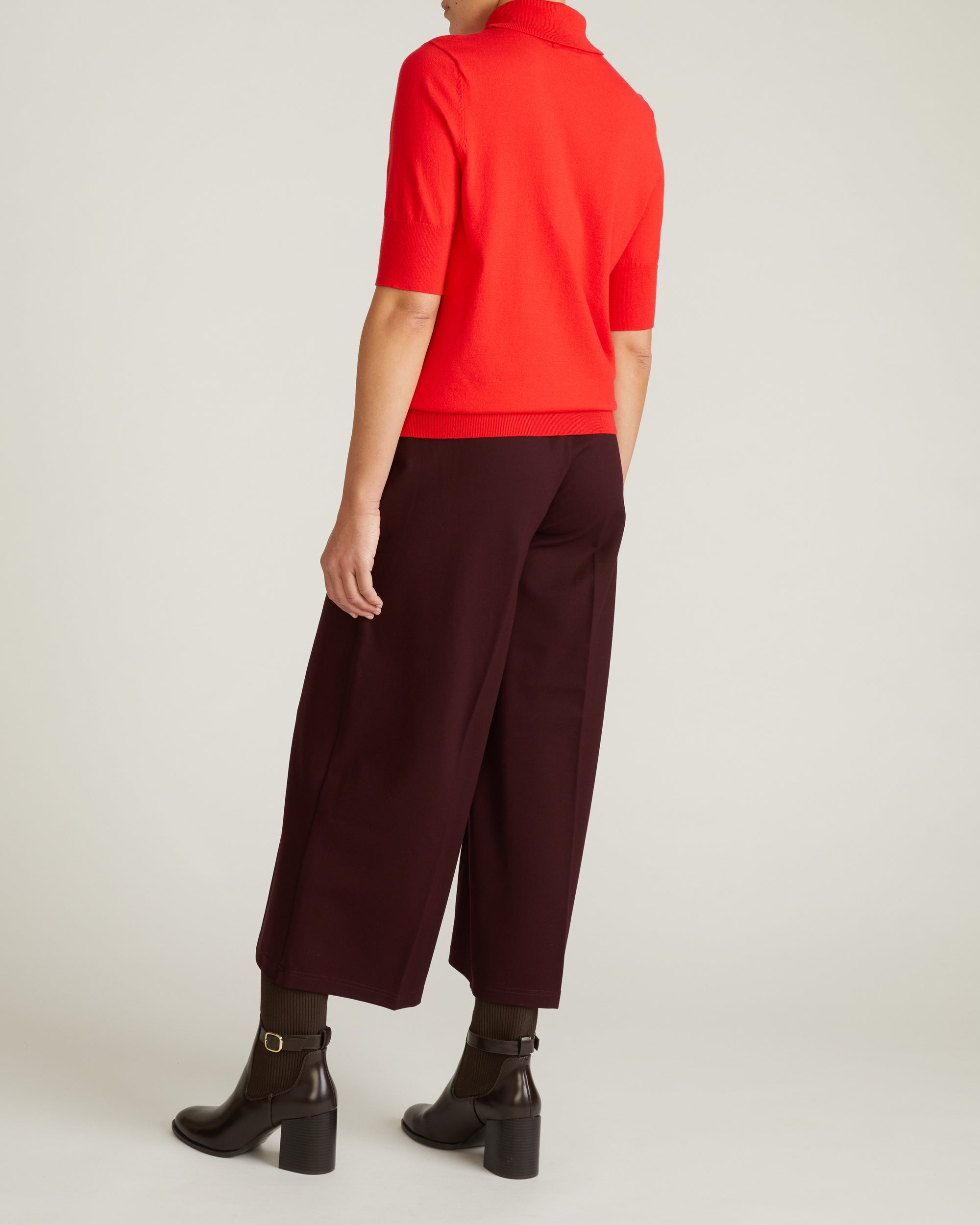 Savvy Fine Knit Turtleneck Sweater Top - Lipstick | Plus Size & Straight Size Women's Fashion | Universal Standard