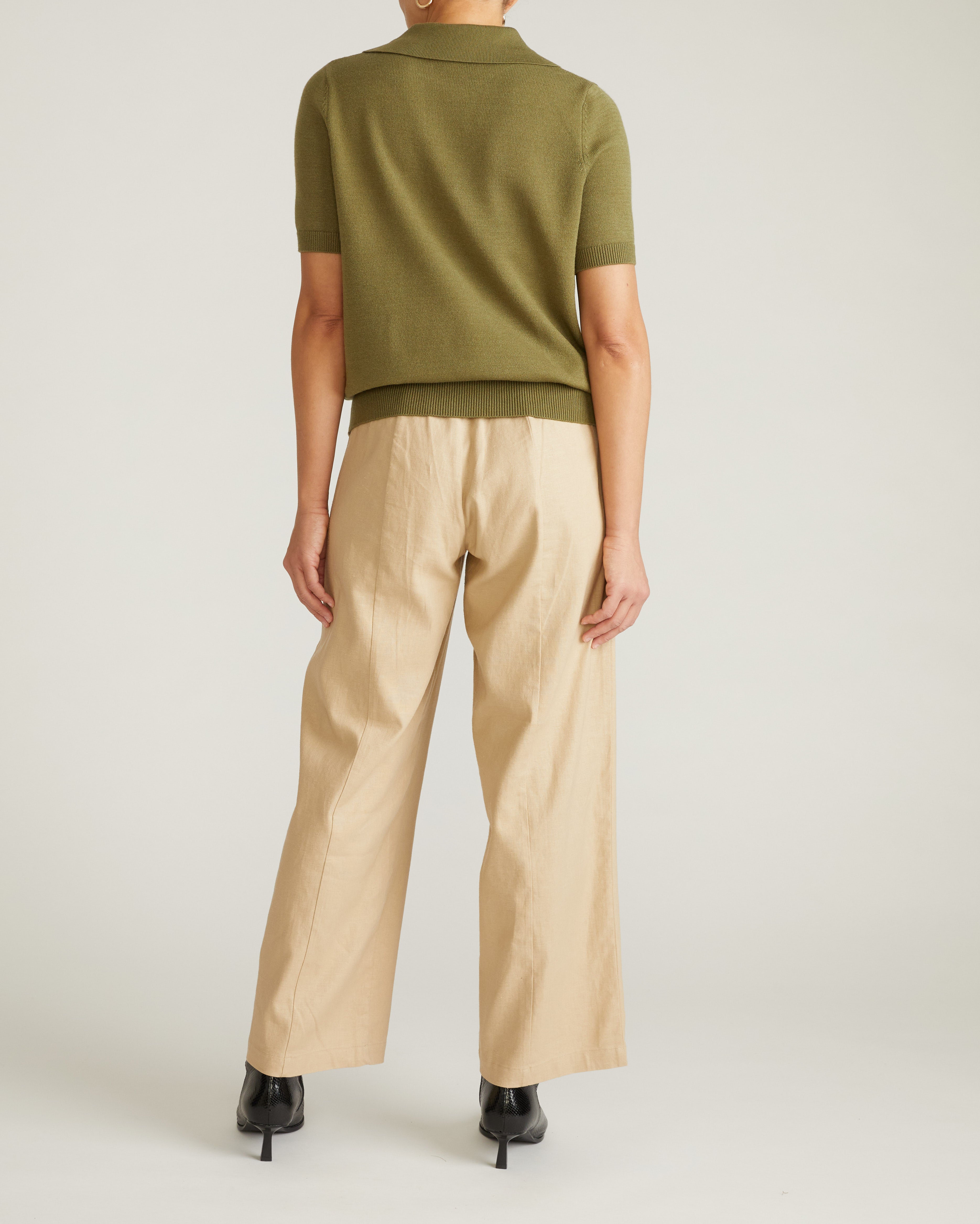 Savvy Fine Knit Short Sleeve Polo Sweater - Olive Leaf – Universal
