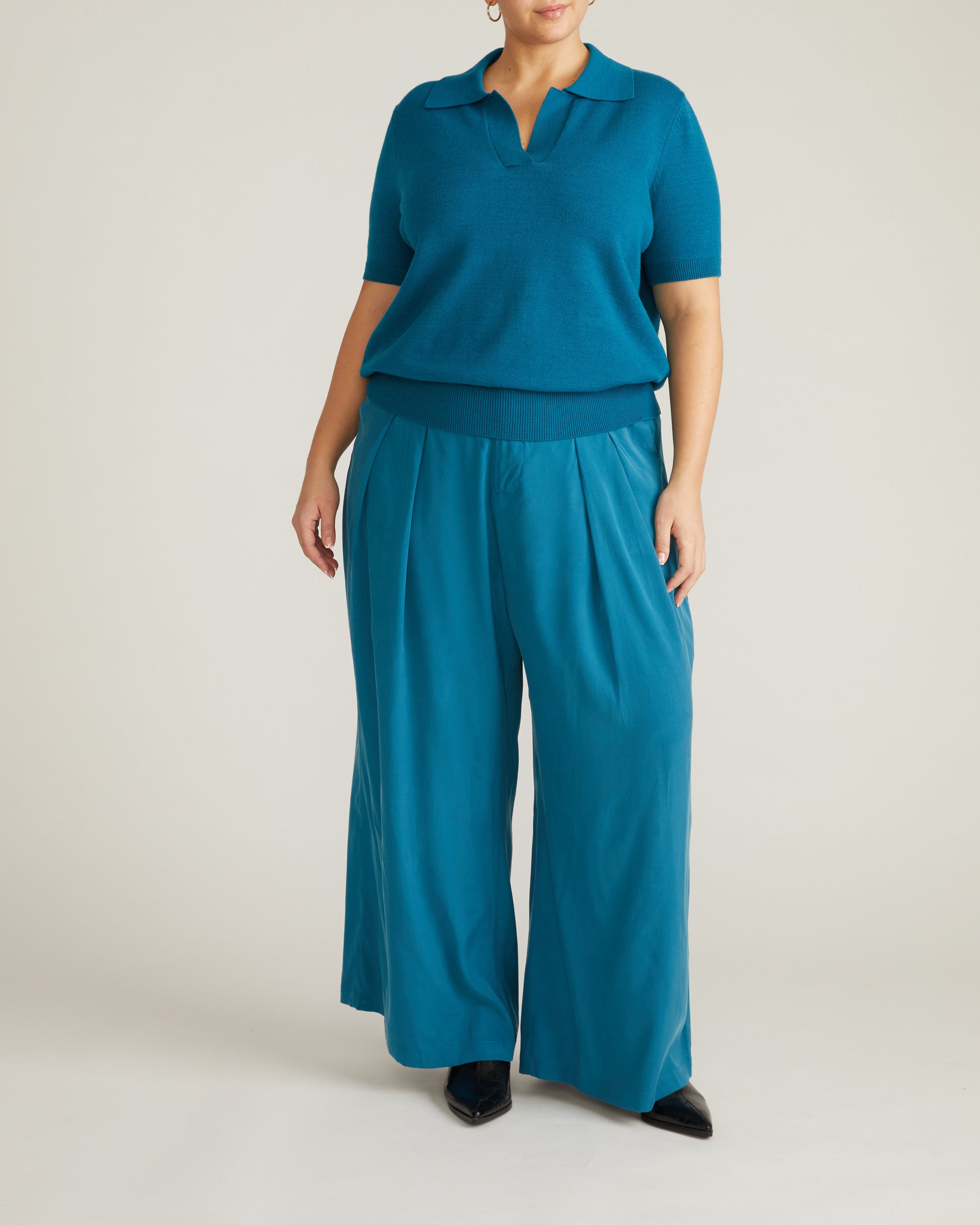 Savvy Fine Knit Short Sleeve Polo Sweater - Blue Beetle | Plus Size & Straight Size Women's Fashion | Universal Standard