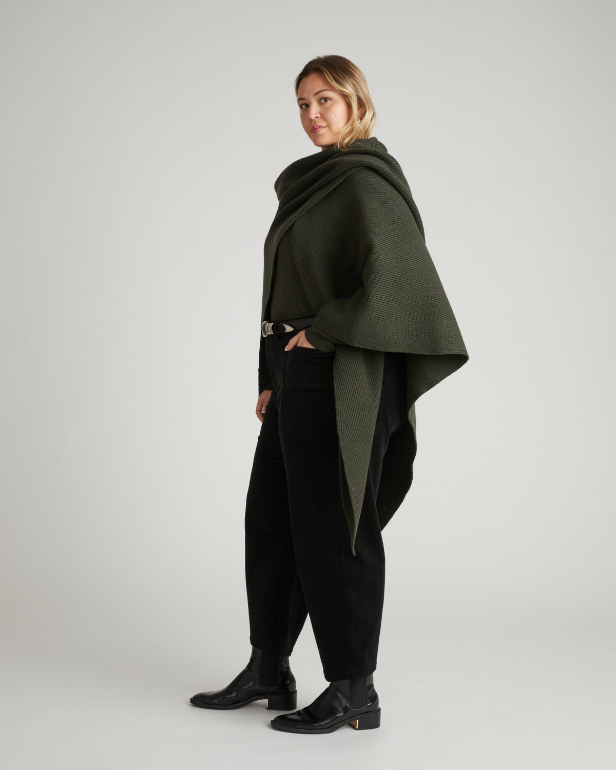 Better-Than-Wool Knitted Wrap - Deep Hiking Green | Plus Size & Straight Size Women's Fashion | Universal Standard