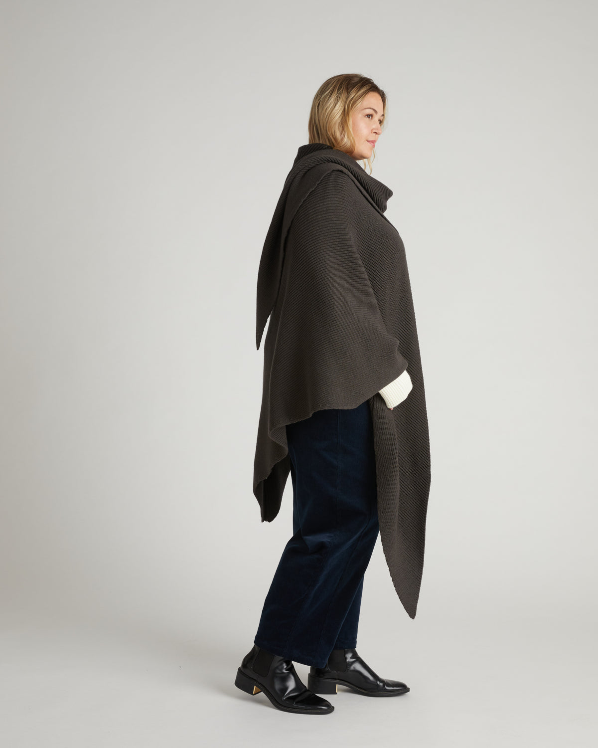 Better-Than-Wool Knitted Wrap - Graphite | Plus Size & Straight Size Women's Fashion | Universal Standard