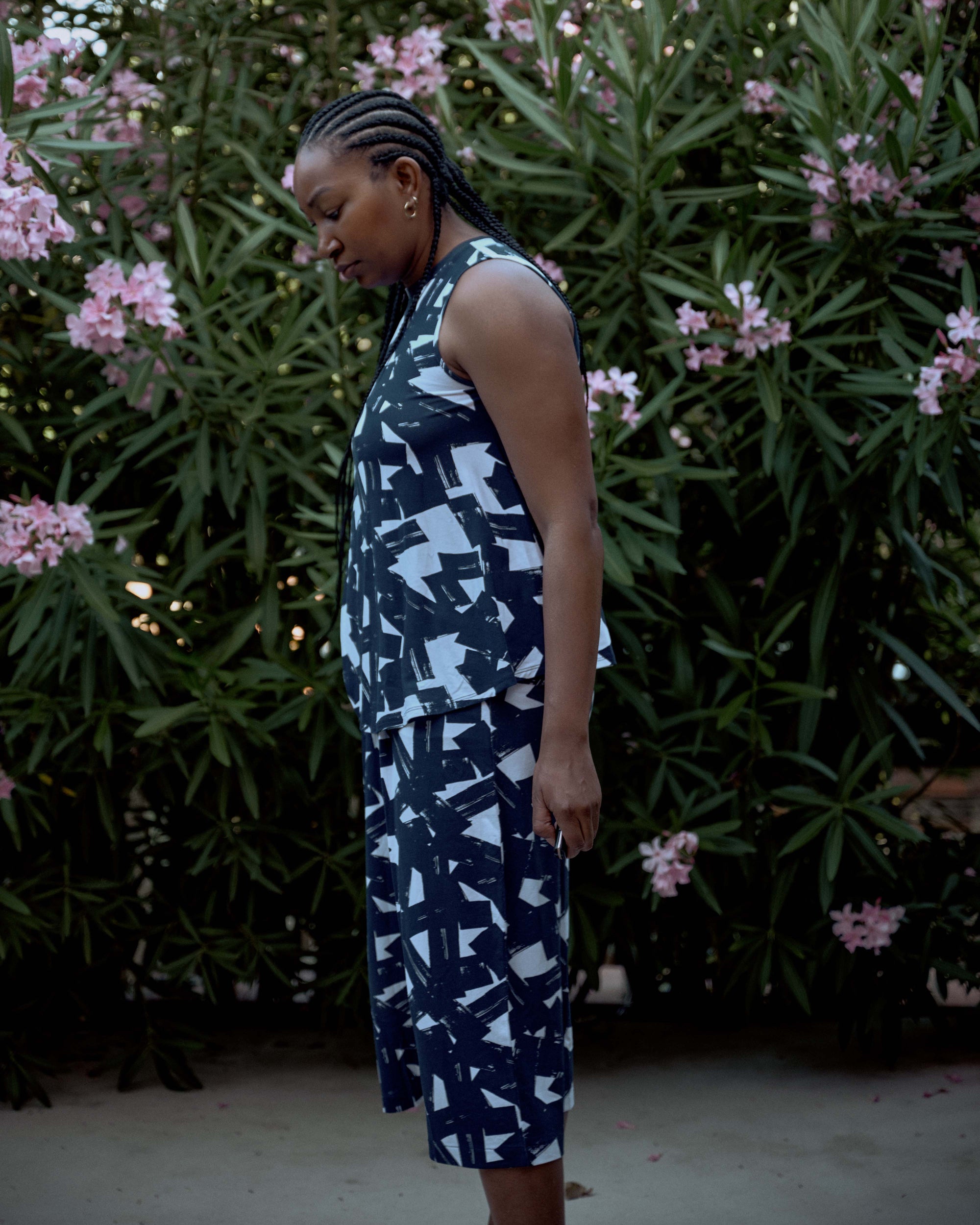 Heatwave Divine Jersey Flared Tank - Navy Santiago Print | Plus Size & Straight Size Women's Fashion | Universal Standard