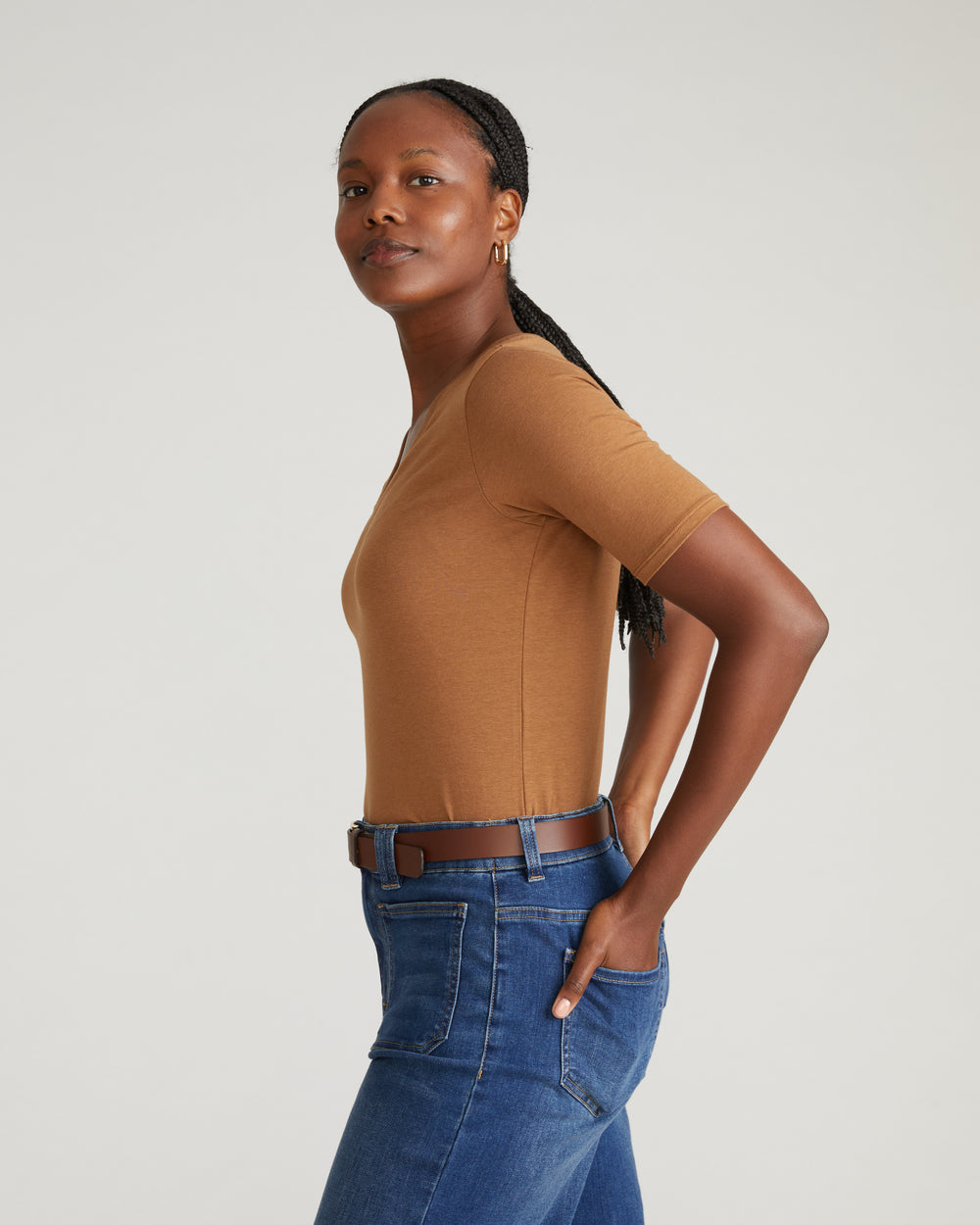 Maia Stovepipe Sleeve V Neck Tee - Classic Camel