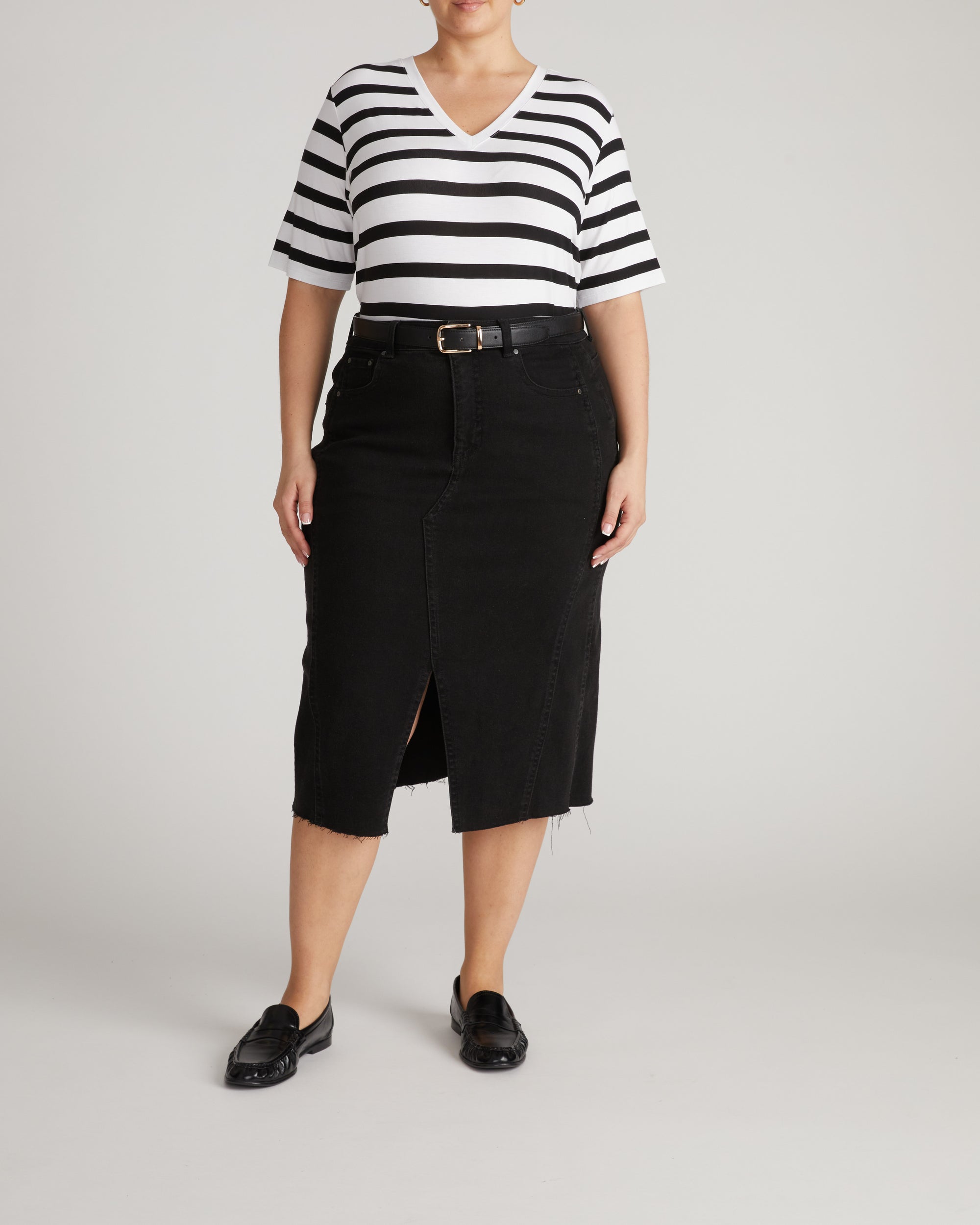 Maia Stovepipe Sleeve V Neck Tee - Black/White Stripe | Plus Size & Straight Size Women's Fashion | Universal Standard