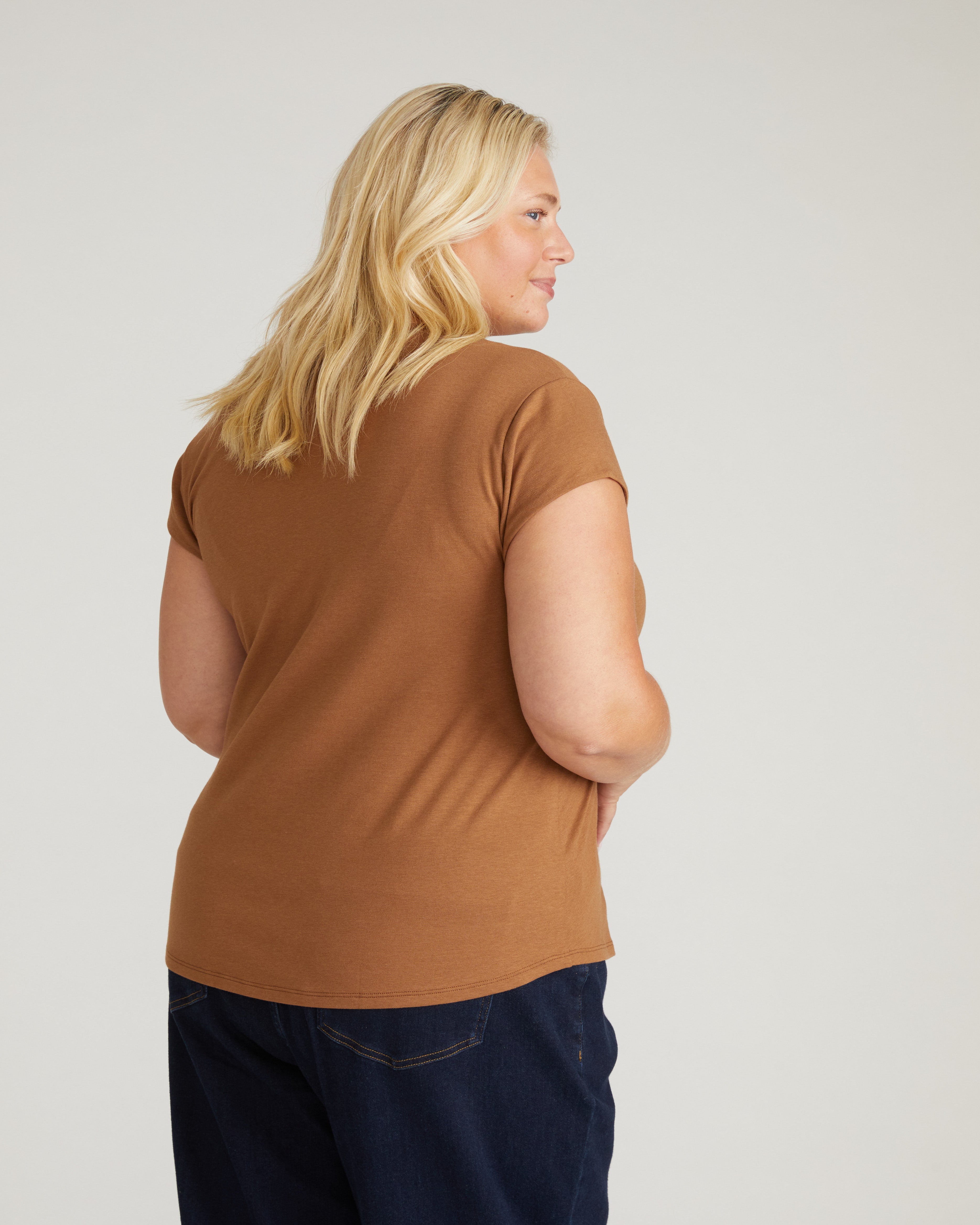 Ashley V Neck Cap Sleeve Tee - Classic Camel – Universal Standard