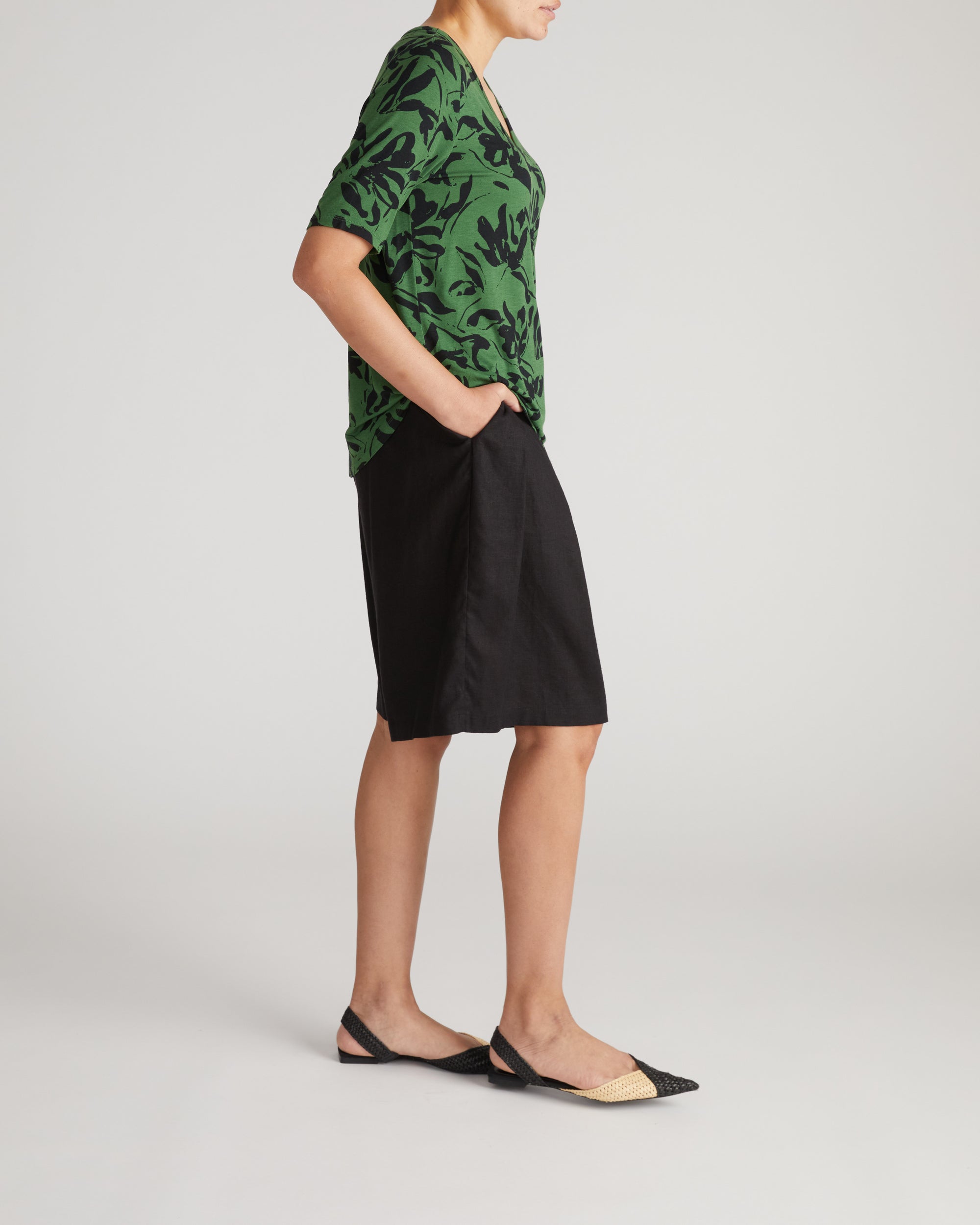 Lily Liquid Jersey V-Neck Stovepipe Tee - Green Sgrafitto Print | Plus Size & Straight Size Women's Fashion | Universal Standard