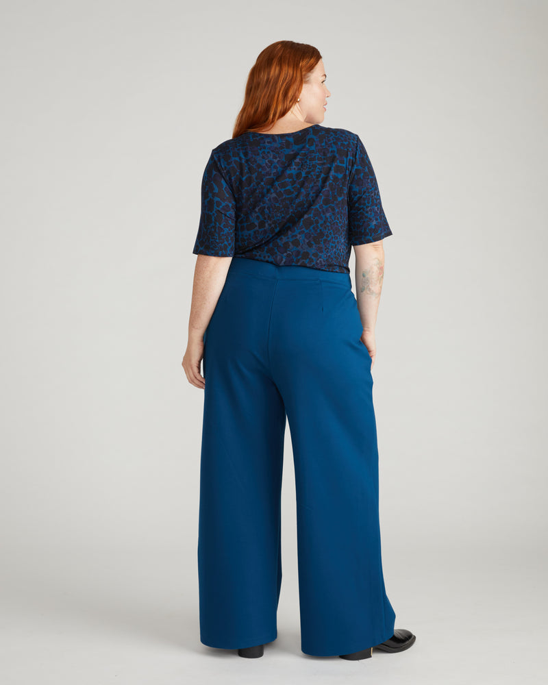 Lily Liquid Jersey Crew Neck Stovepipe Tee - Deep Teal Animal Print