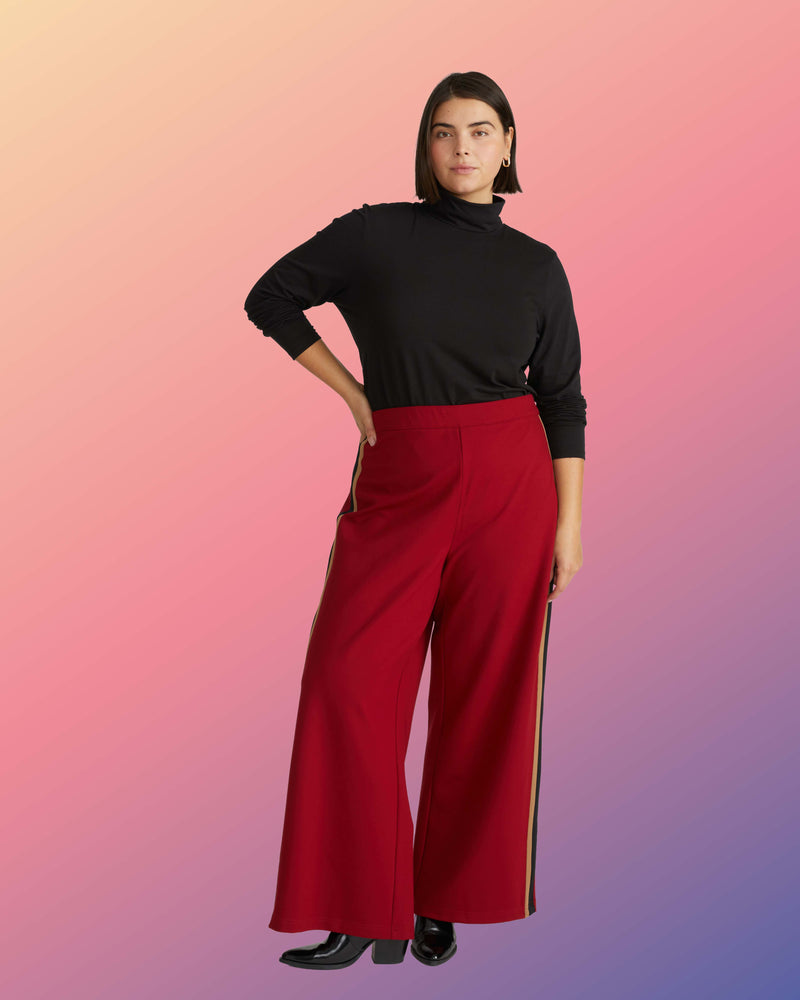 Close Fit Turtleneck - Black | Plus Size & Straight Size Women's Fashion | Universal Standard