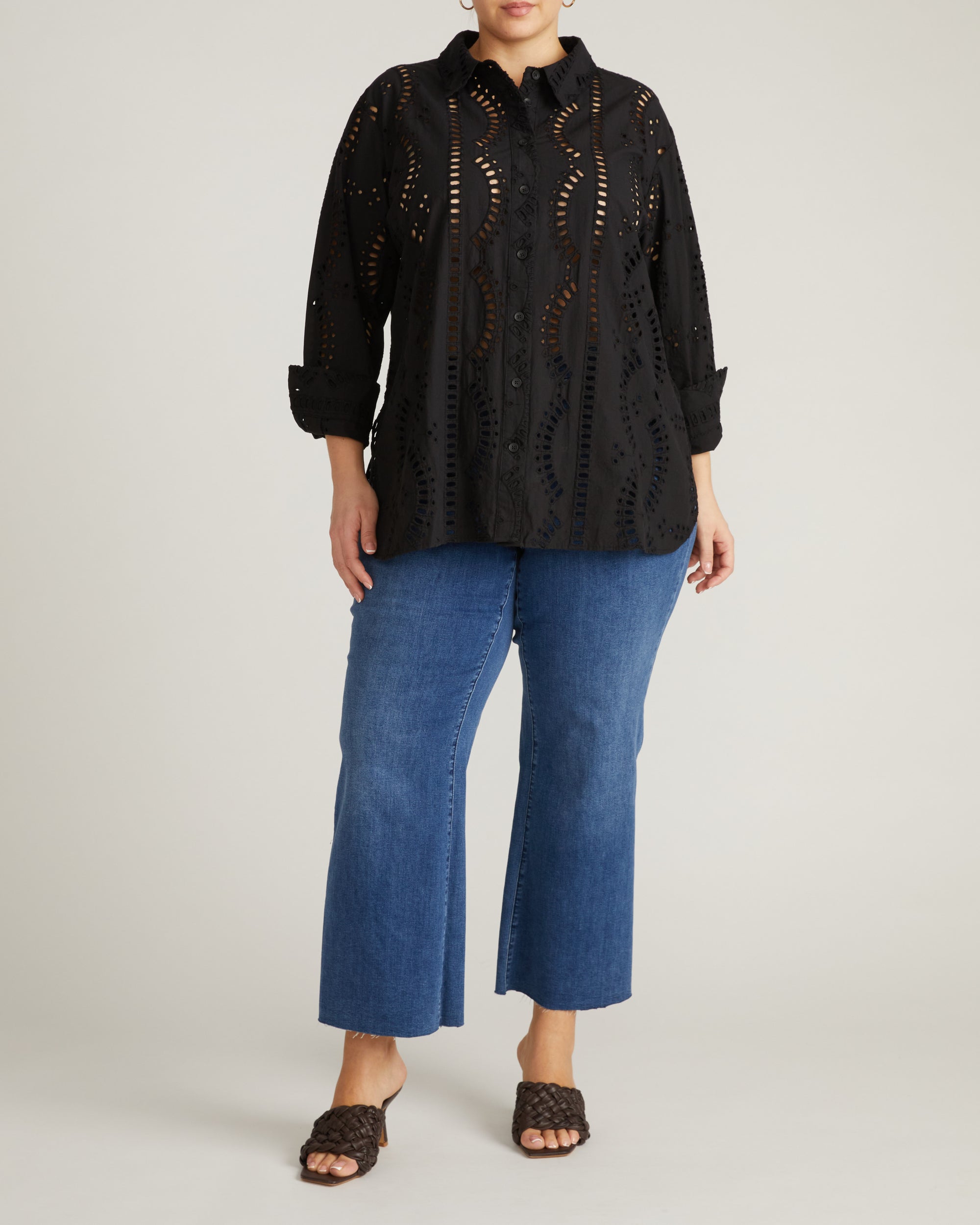 The Embroidered Artist Poplin Shirt - Black | Plus Size & Straight Size Women's Fashion | Universal Standard