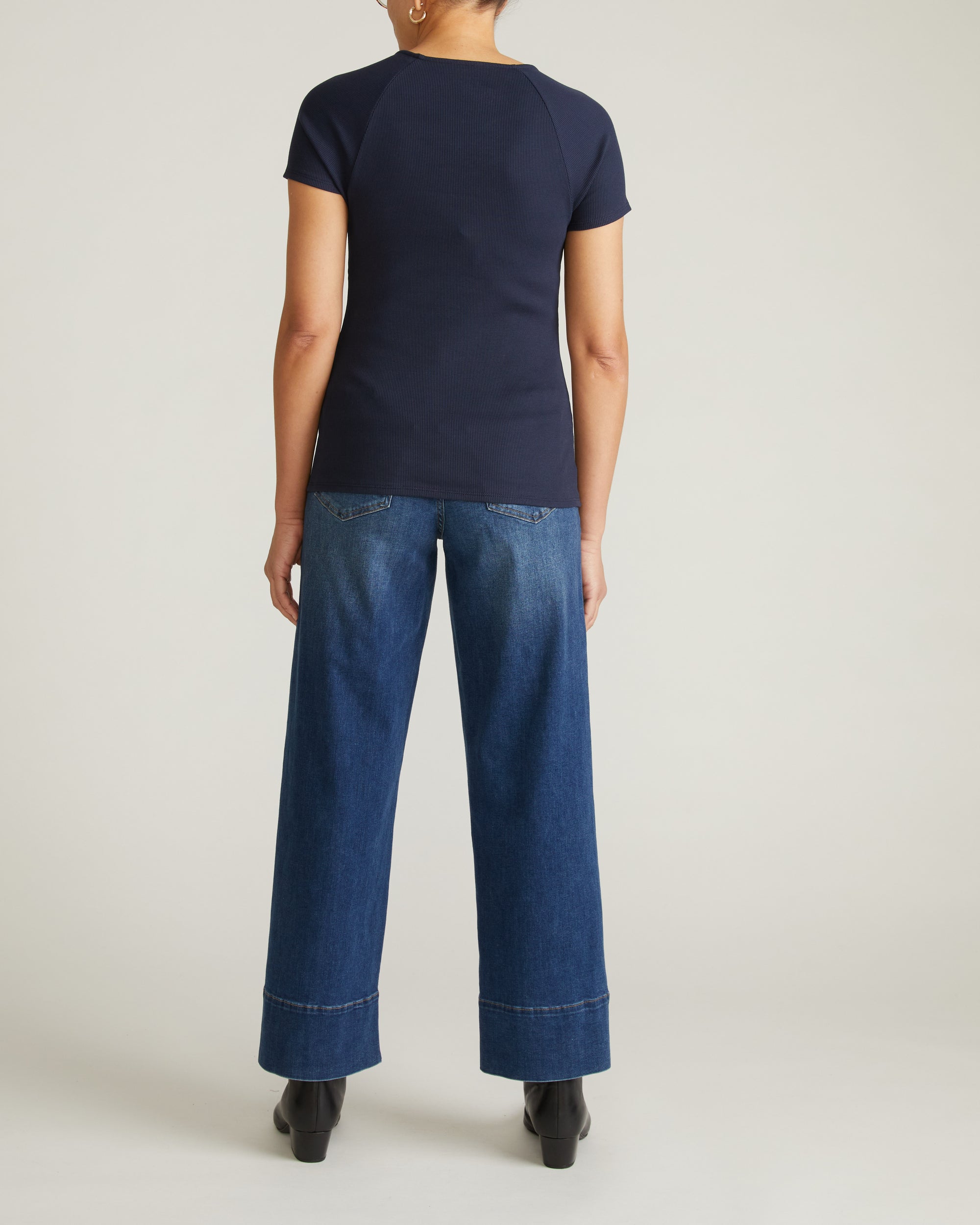 Carey Ribbed Sweetheart Tee - Navy | Plus Size & Straight Size Women's Fashion | Universal Standard
