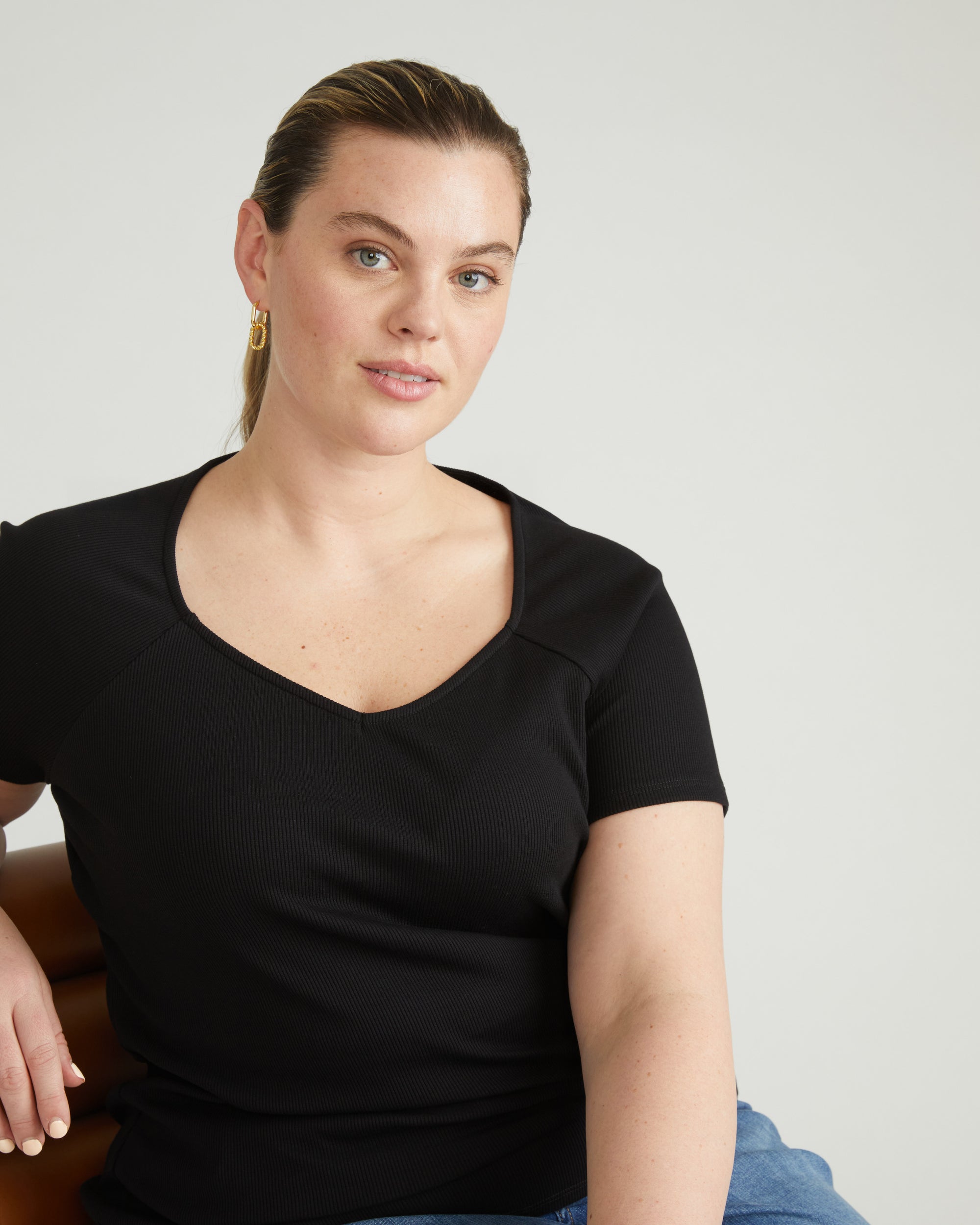 Carey Ribbed Sweetheart Tee - Black | Plus Size & Straight Size Women's Fashion | Universal Standard