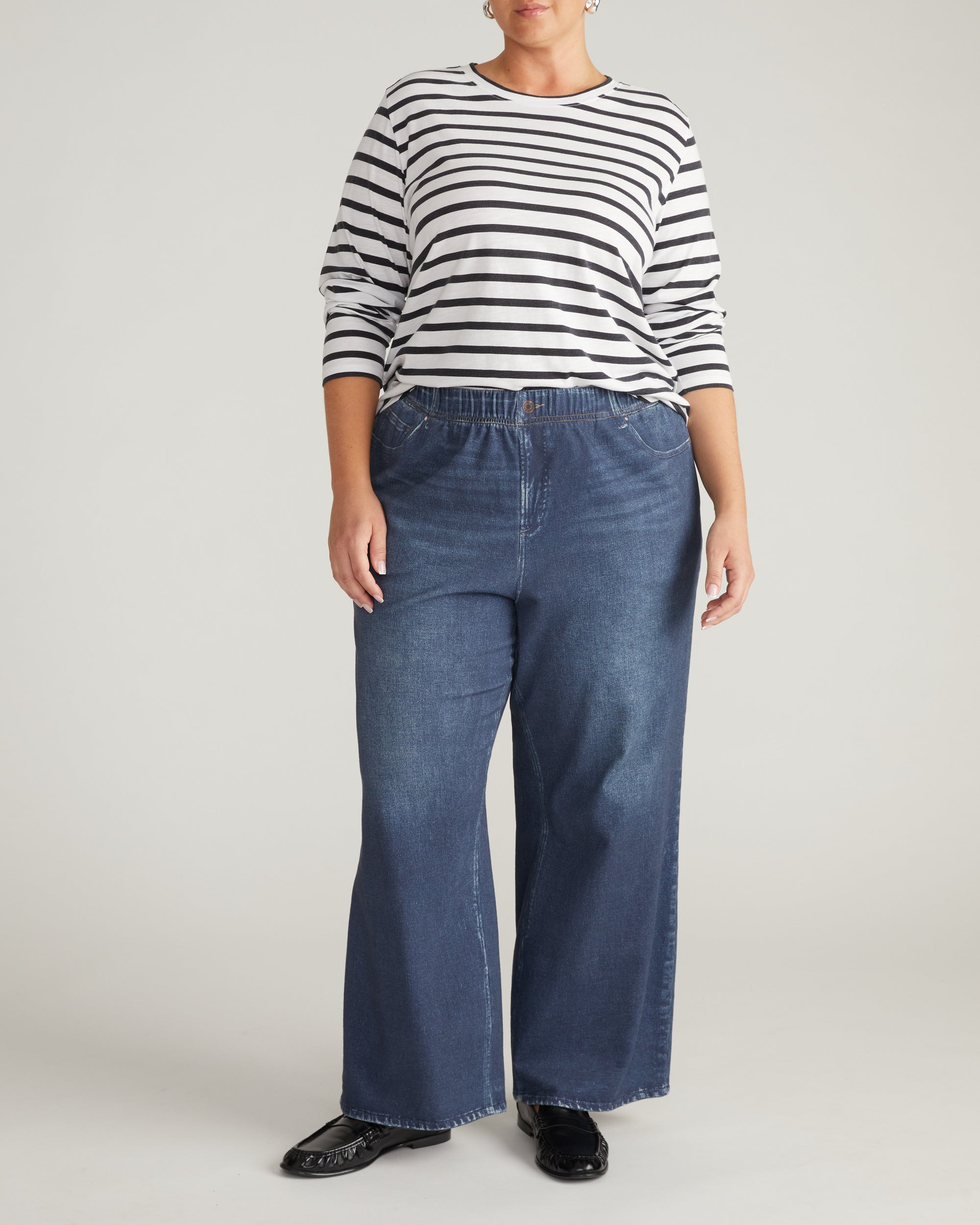 Light-As-Air Long Sleeve Crew Neck Tee - Zen Stripe | Plus Size & Straight Size Women's Fashion | Universal Standard