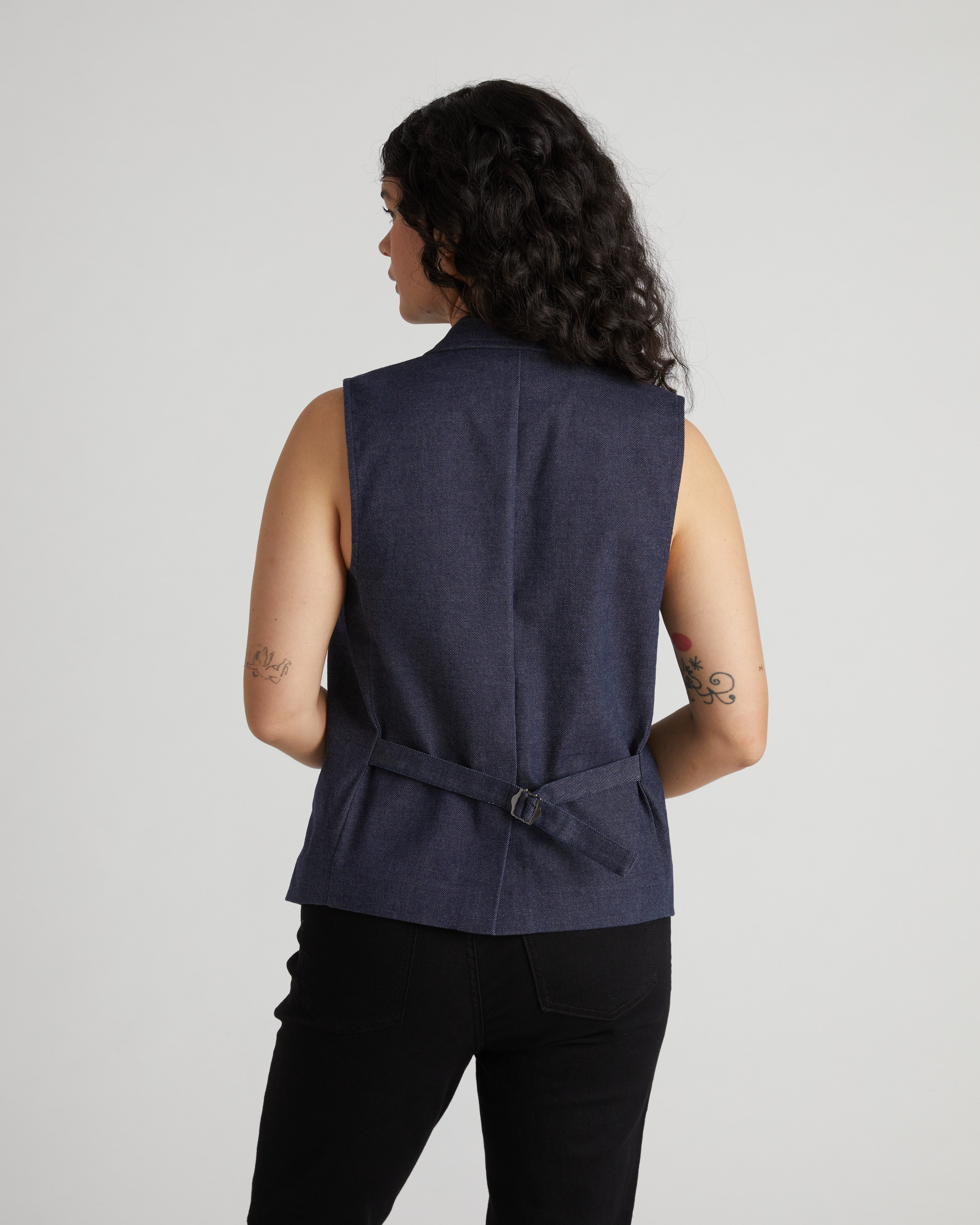 シンプソン　Swingster 中綿 vest navy Men's Navy Blue Vest | Holderness & Bourne