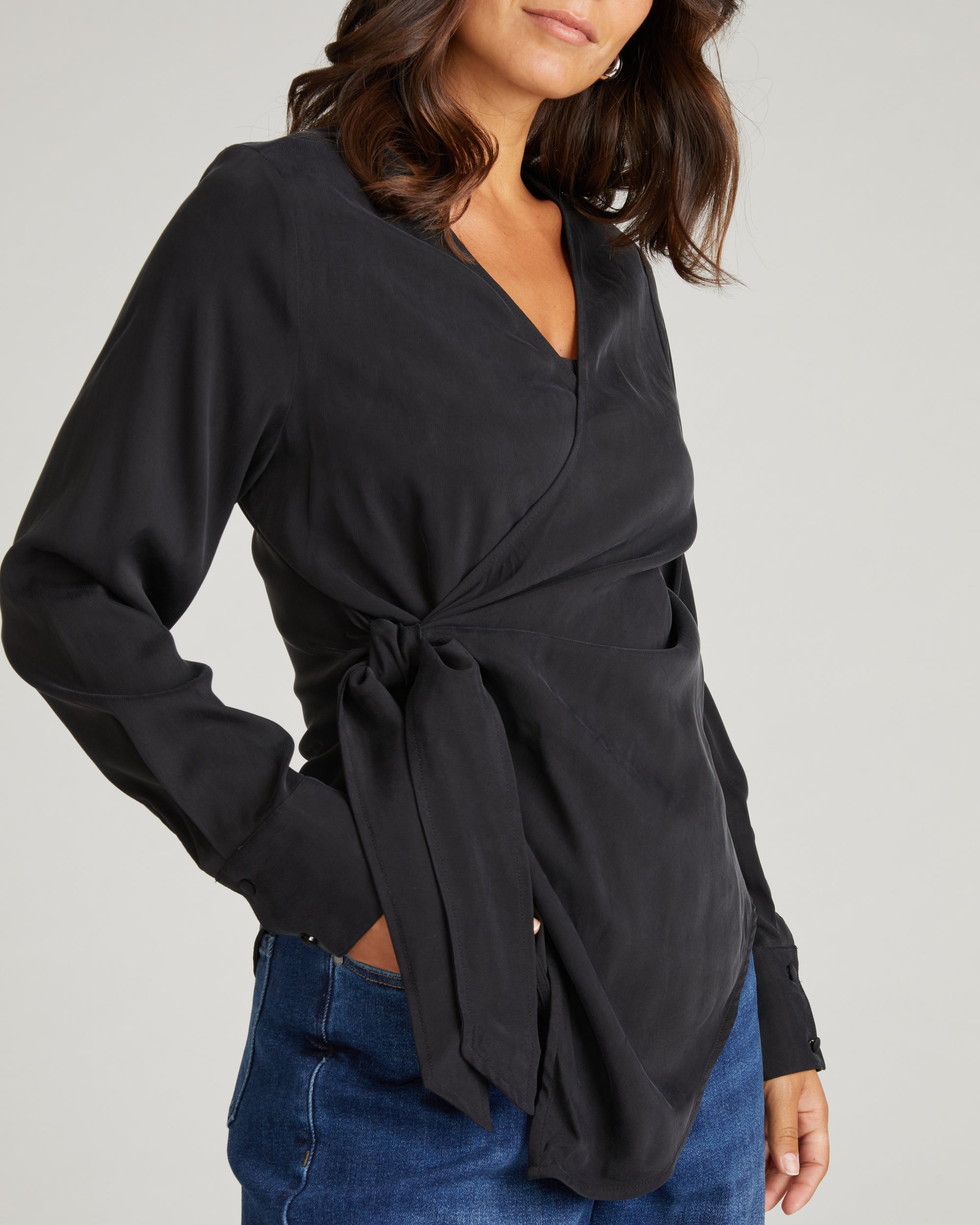 Universal Standard Women's Beacon Wrap Top - Black