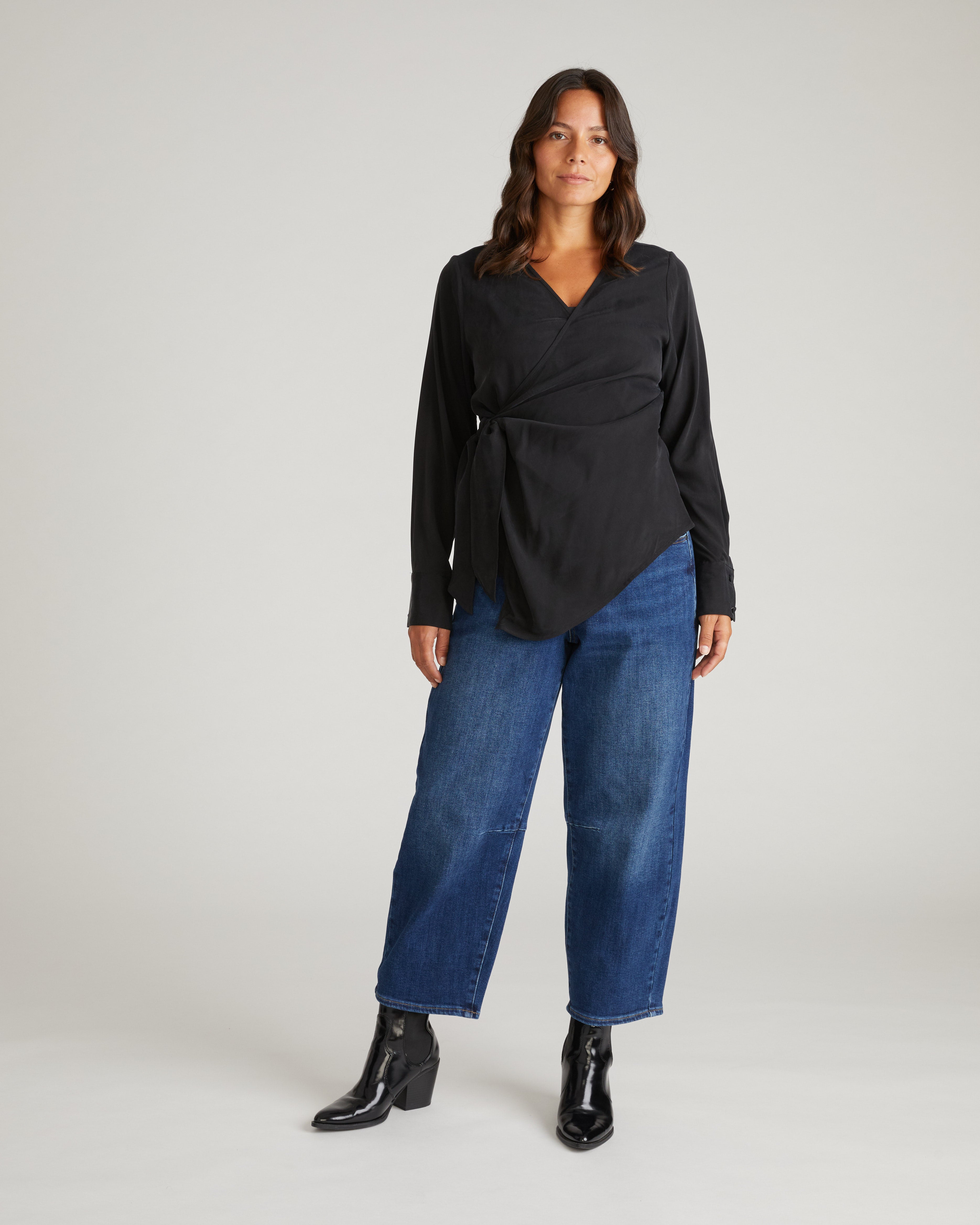 Beacon Stretch Cupro Wrap Shirt - Black – Universal Standard