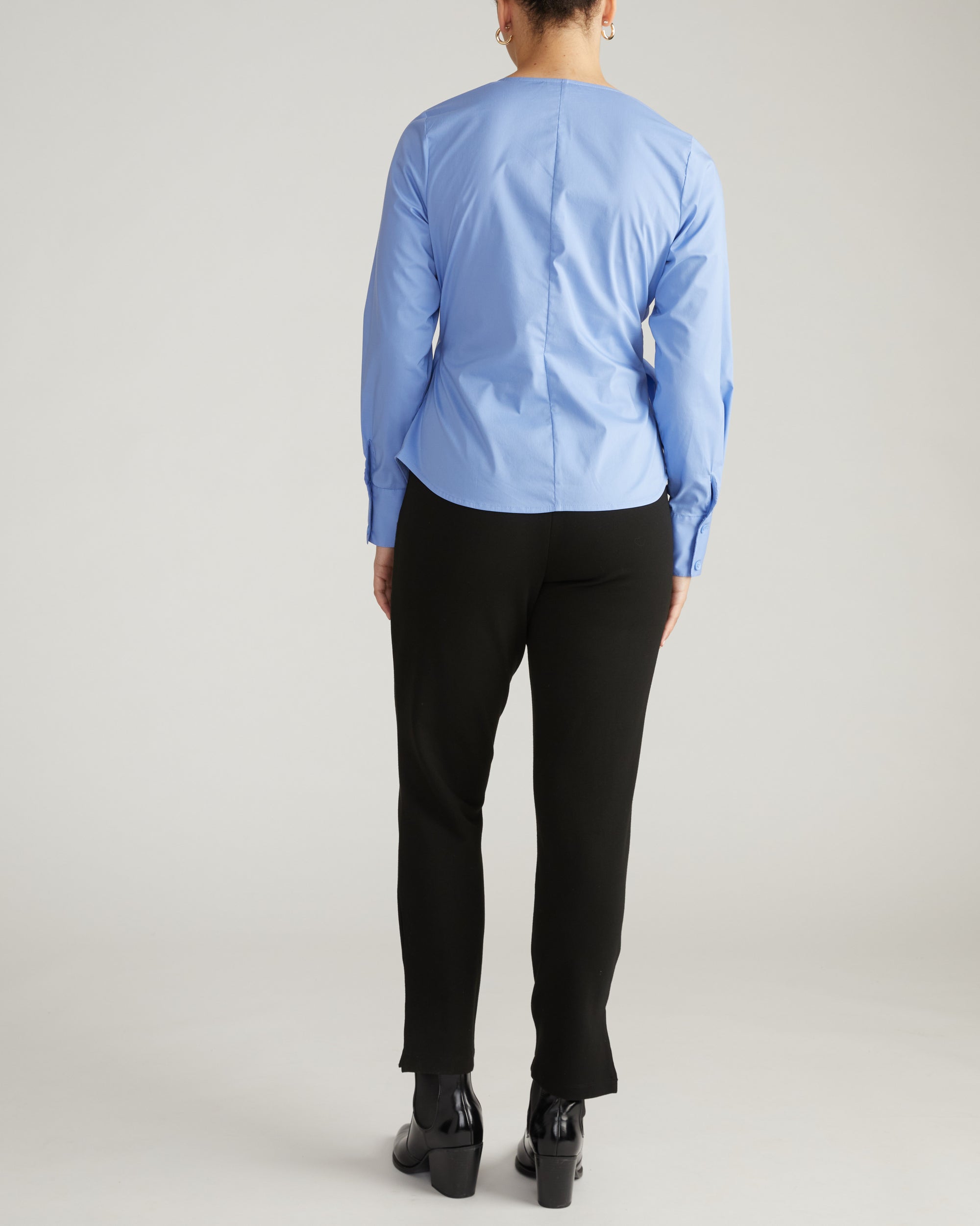 Beacon Stretch Poplin Wrap Shirt - Soft Blue | Plus Size & Straight Size Women's Fashion | Universal Standard