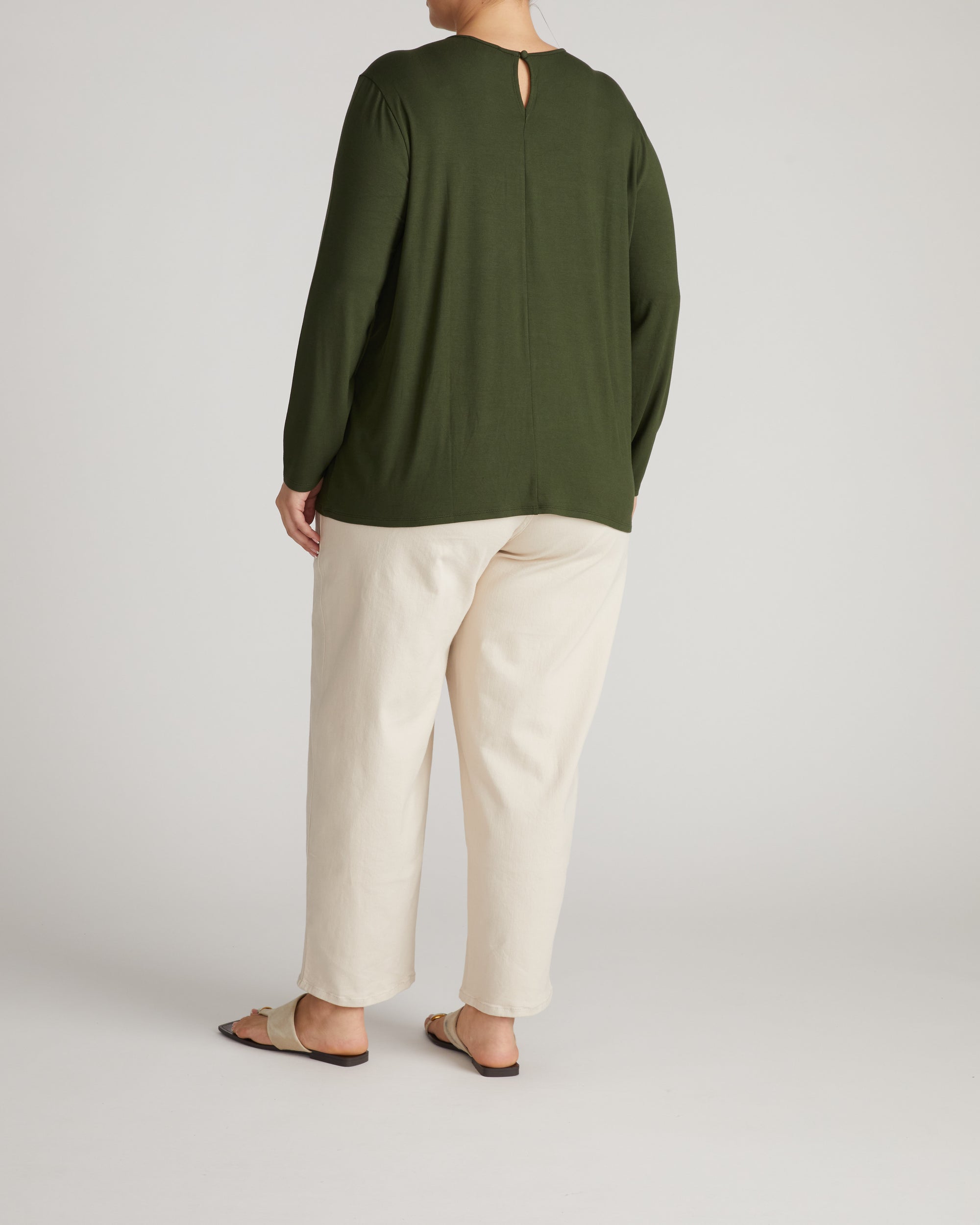 Joan Liquid Jersey Long Sleeve Top - Coratina Green | Plus Size & Straight Size Women's Fashion | Universal Standard