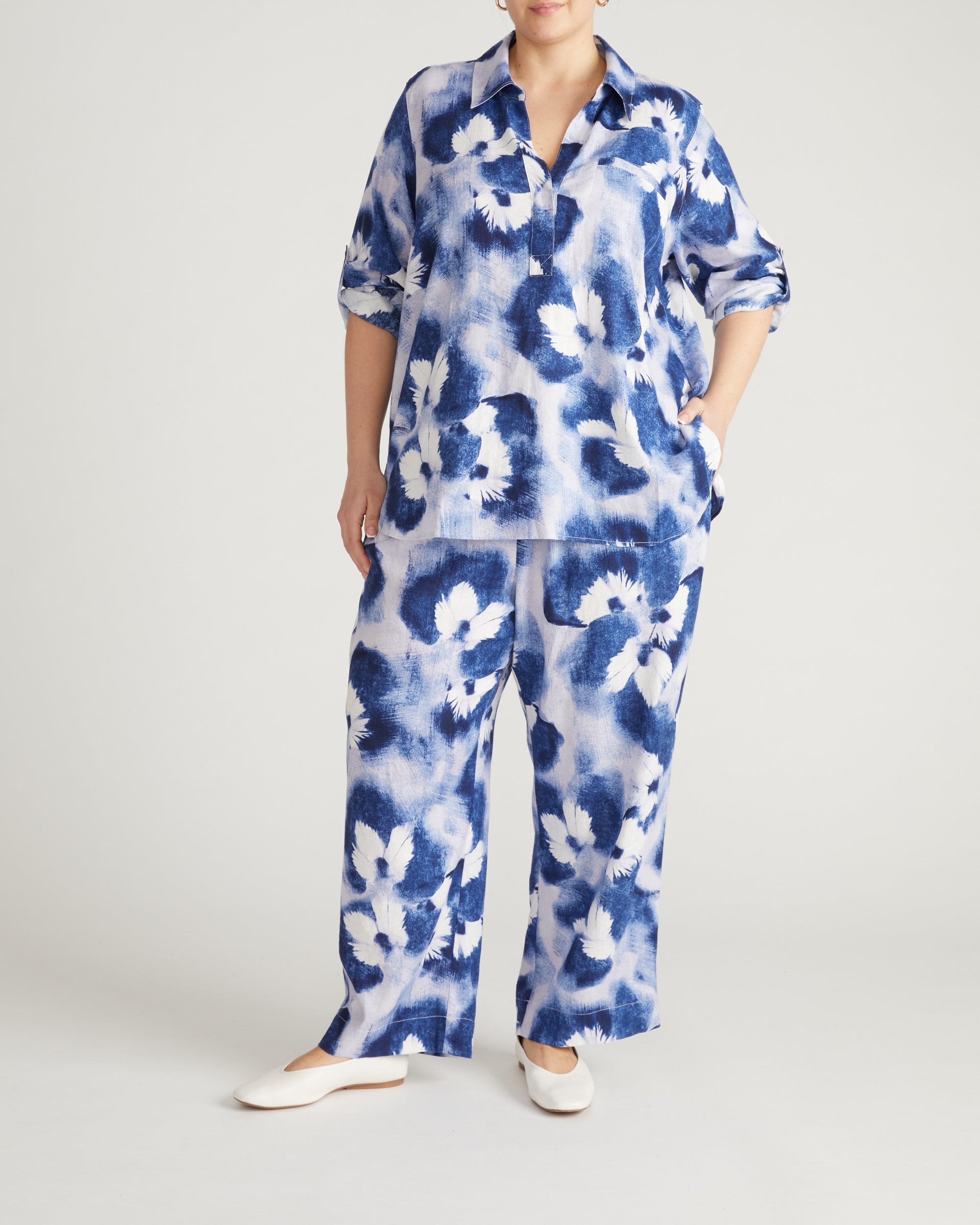 Button Back Linen Blend Polo Shirt - Blue Pressed Flower Print | Plus Size & Straight Size Women's Fashion | Universal Standard