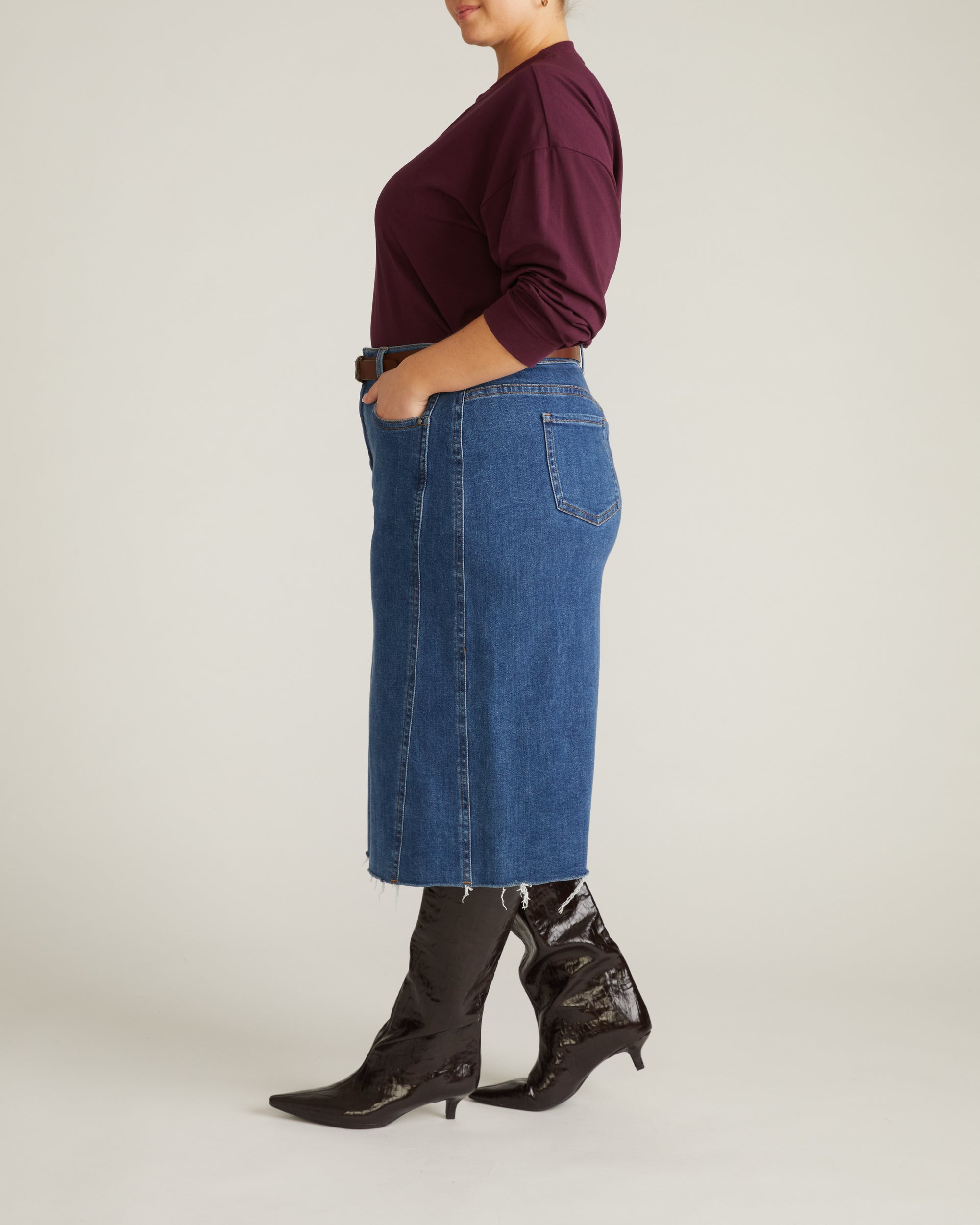 Long Sleeve Relaxed Tee - Acai | Plus Size & Straight Size Women's Fashion | Universal Standard