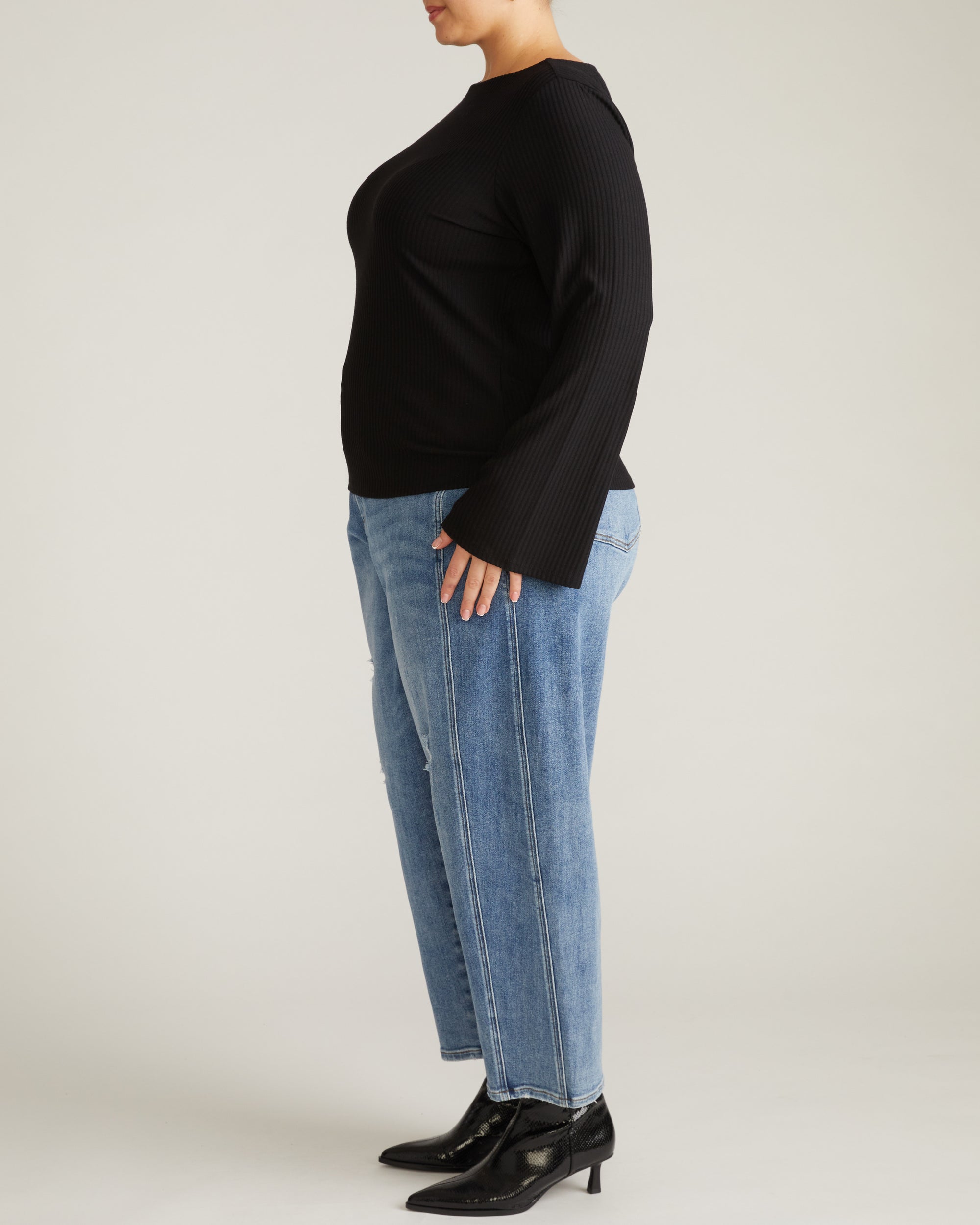 Yasmin Flare Sleeve Ribbed Top - Black | Plus Size & Straight Size Women's Fashion | Universal Standard