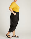 Classic V-Neck Ribbed Tee - Goldenrod | Plus Size & Straight Size Women's Fashion | Universal Standard