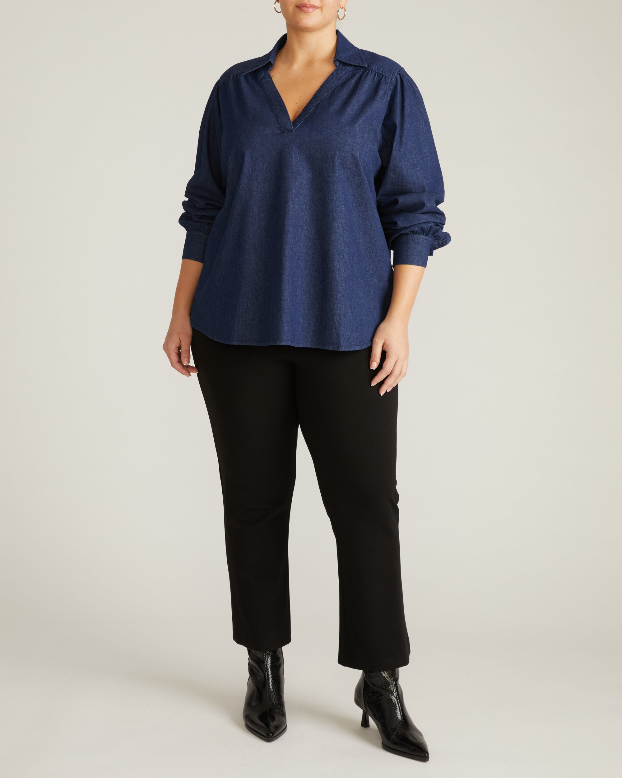 Maisie Cotton Chambray Blouse - Dark Indigo | Plus Size & Straight Size Women's Fashion | Universal Standard