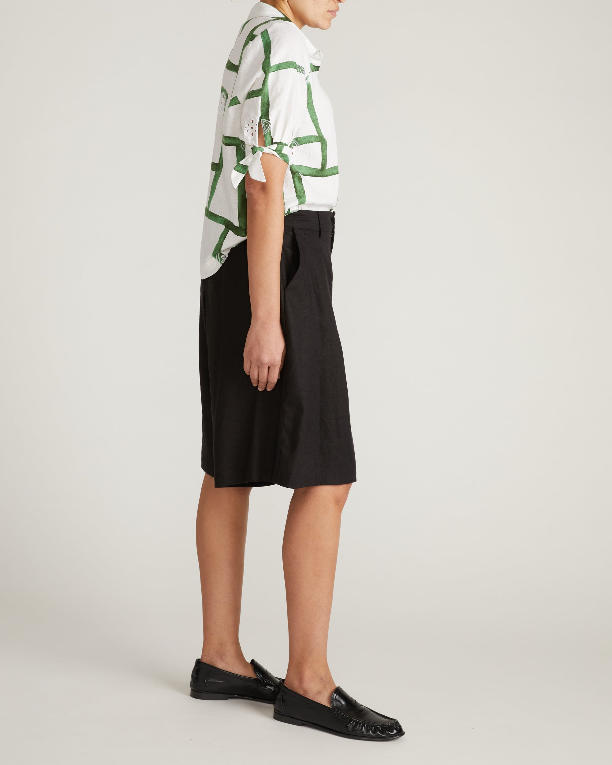 Luisa Short Sleeve Linen Shirt - Green Paint Print | Plus Size & Straight Size Women's Fashion | Universal Standard