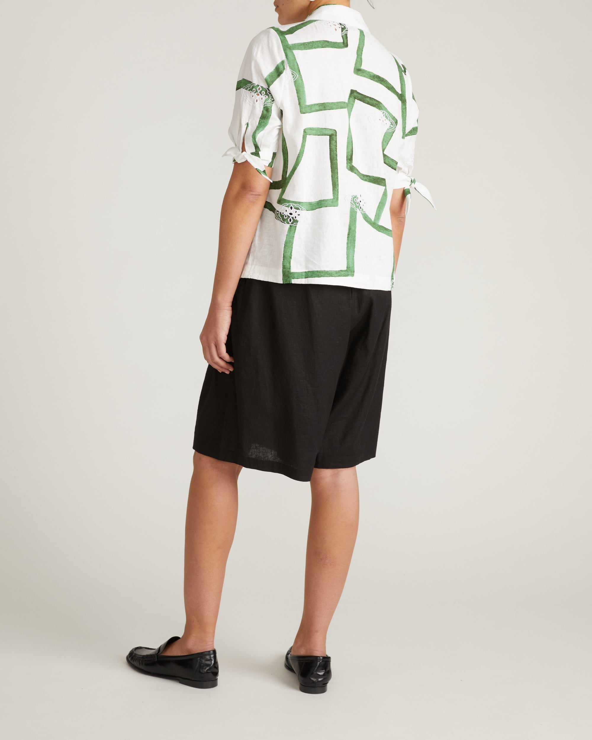 Luisa Short Sleeve Linen Shirt - Green Paint Print | Plus Size & Straight Size Women's Fashion | Universal Standard