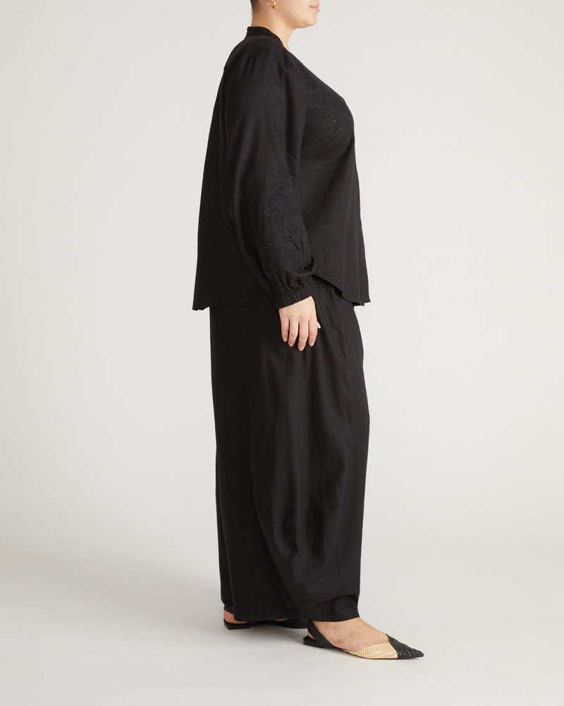 Frances Embroidered Linen Blend Blouse - Black | Plus Size & Straight Size Women's Fashion | Universal Standard