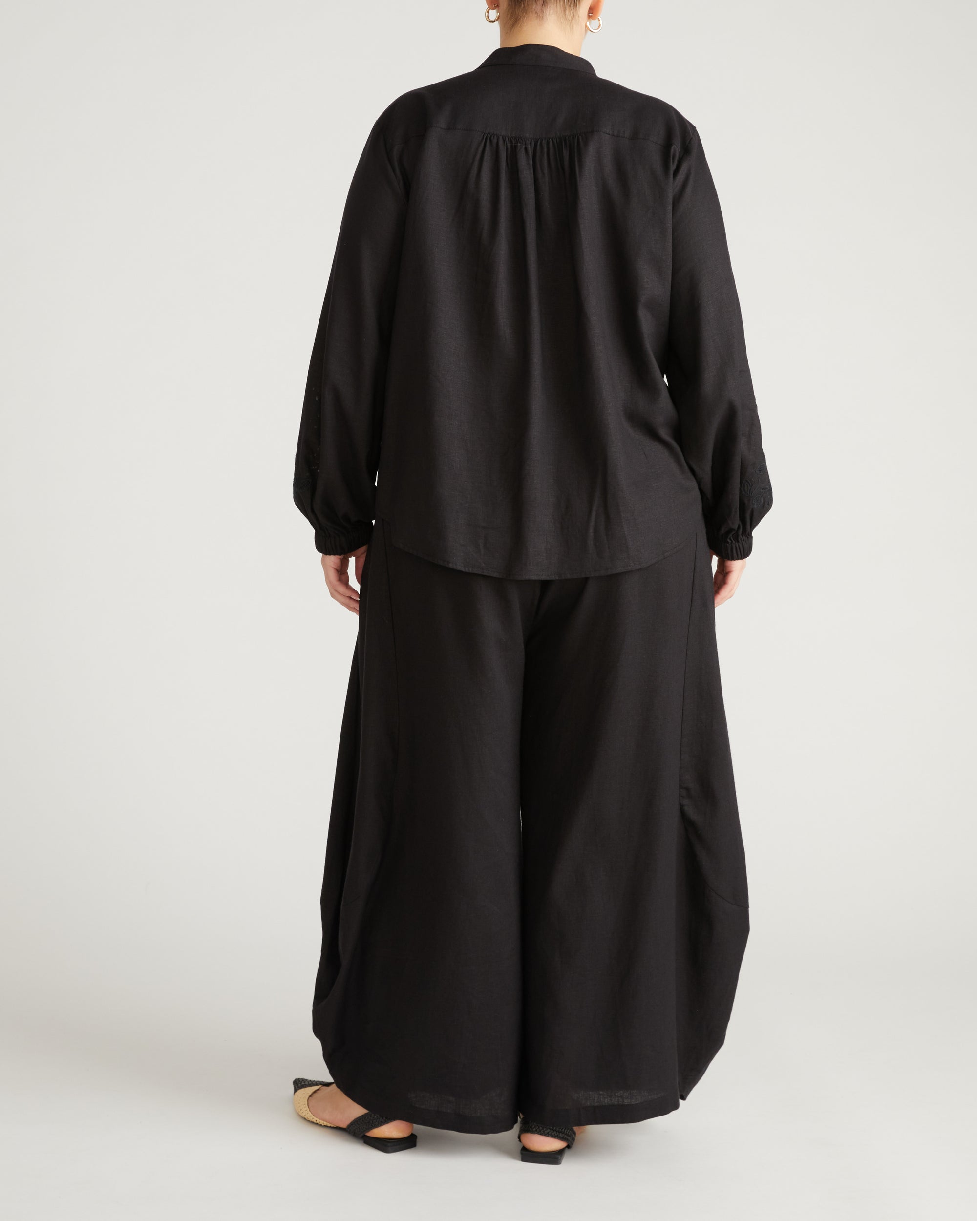 Frances Embroidered Linen Blouse - Black | Plus Size & Straight Size Women's Fashion | Universal Standard