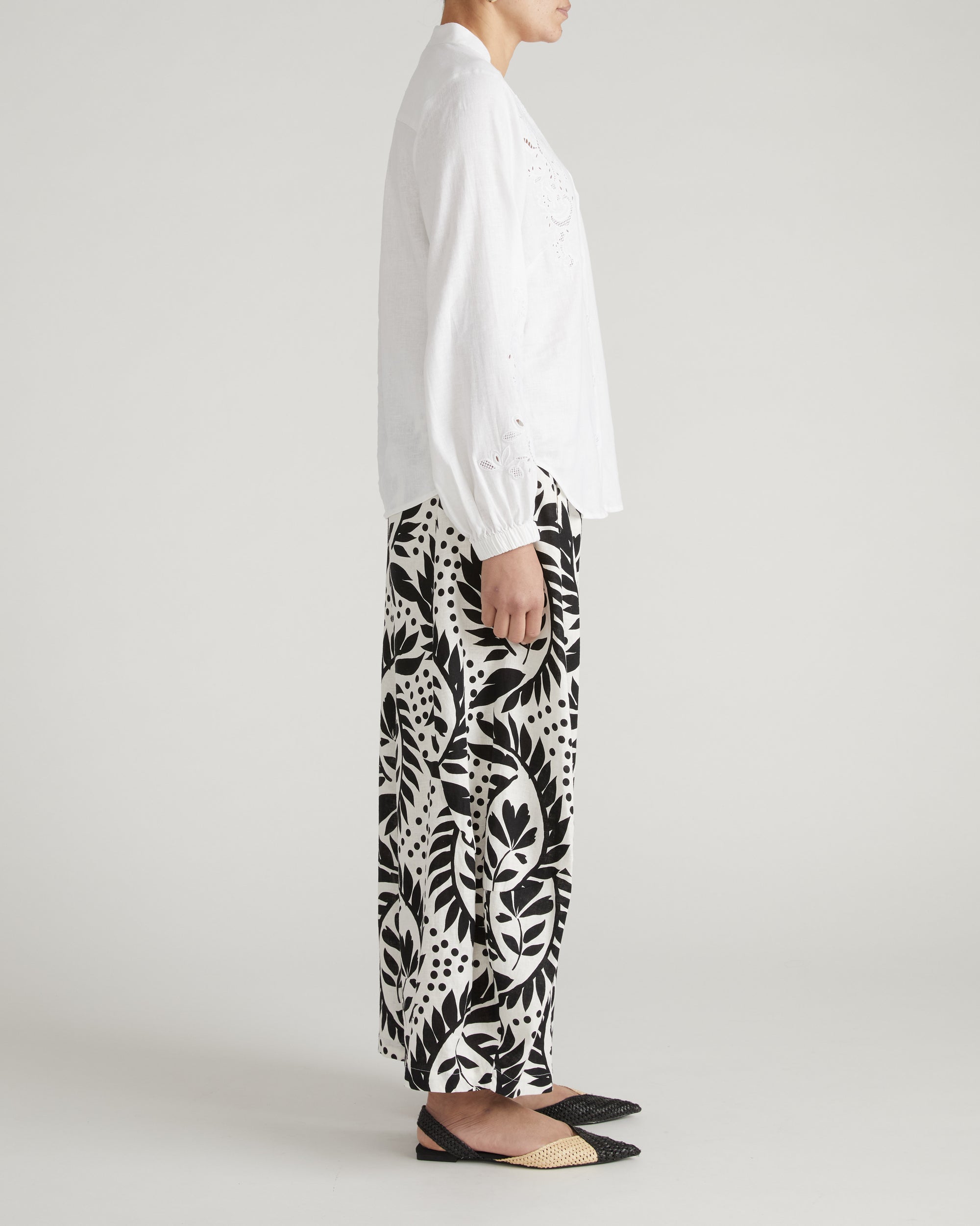 Frances Embroidered Linen Blouse - White | Plus Size & Straight Size Women's Fashion | Universal Standard