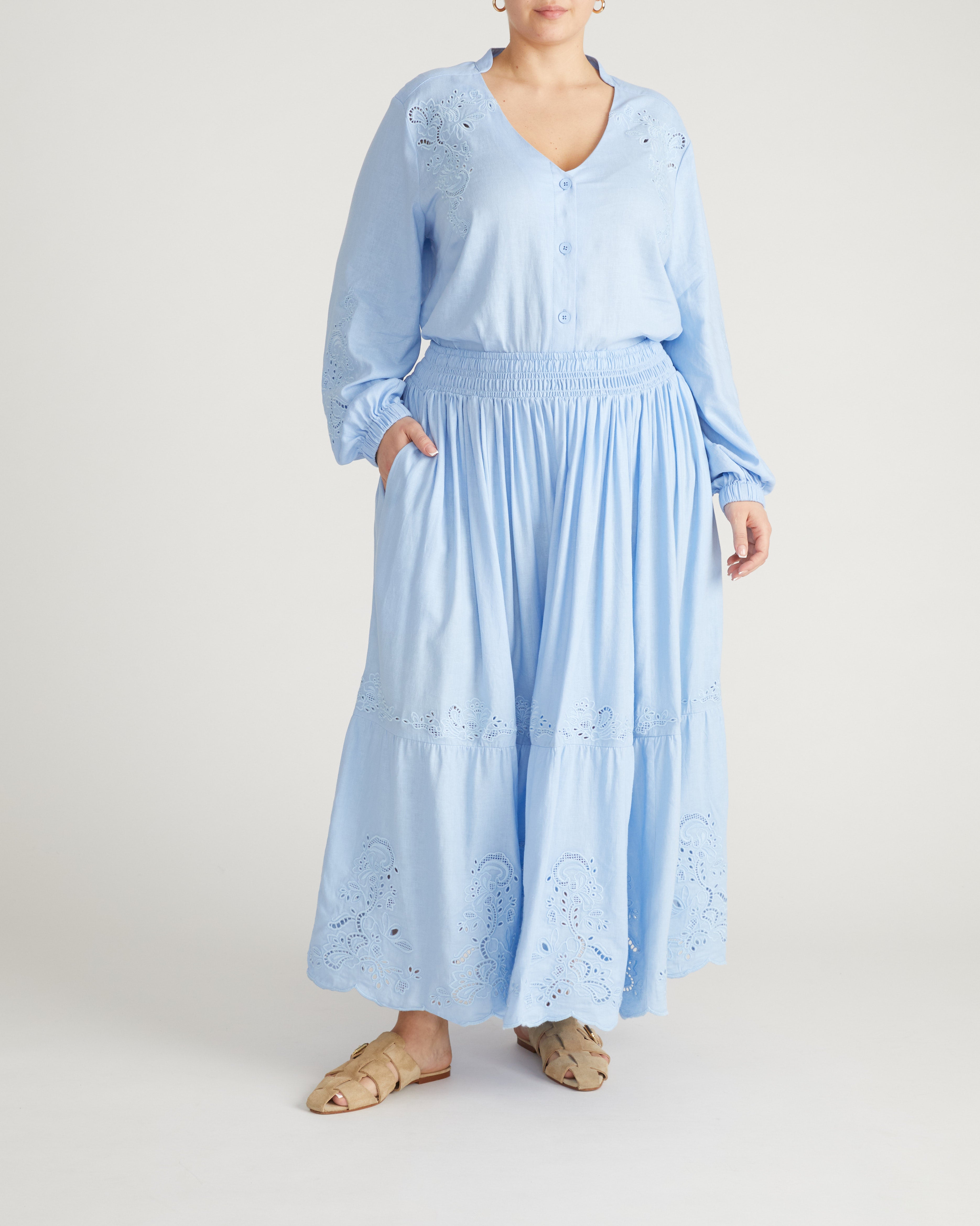 Frances Embroidered Linen Blouse - Cielo Blue – Universal Standard