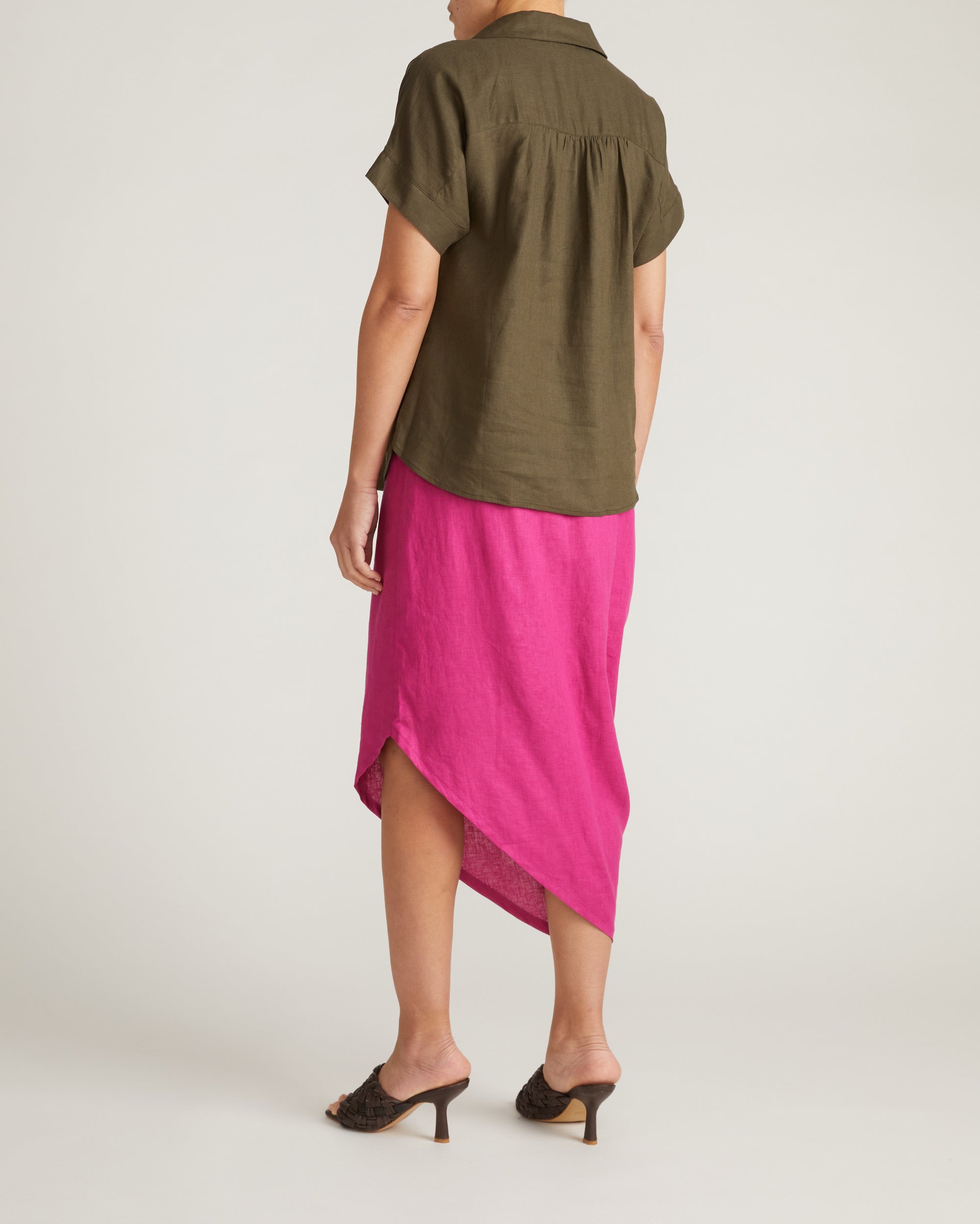 Sandy Short Sleeve Stretch Linen Blend Shirt - Camo | Plus Size & Straight Size Women's Fashion | Universal Standard