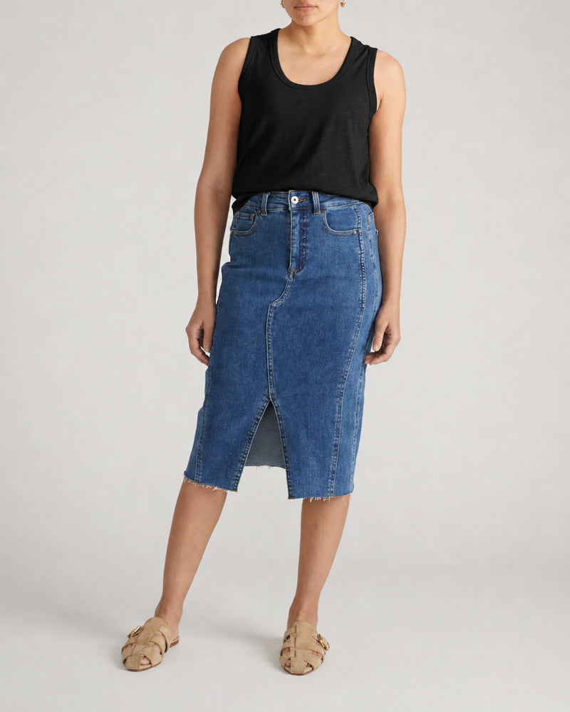 Light-As-Air Tank - Black | Plus Size & Straight Size Women's Fashion | Universal Standard
