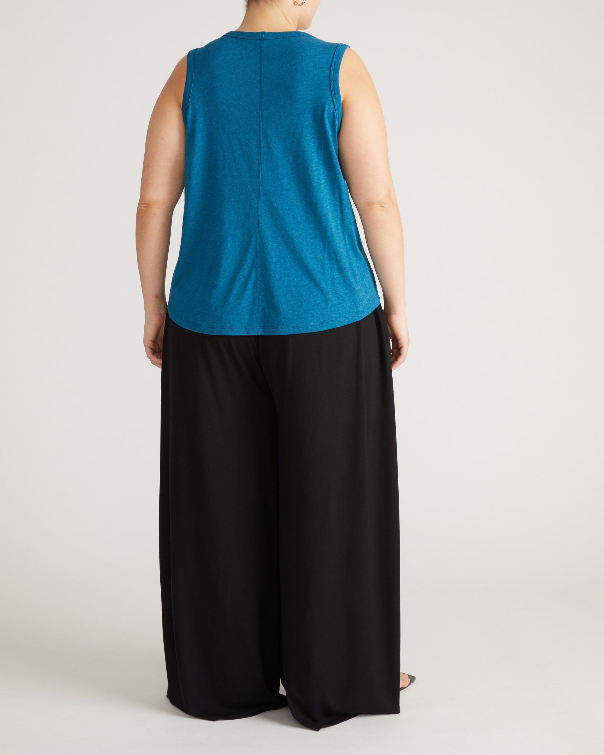 Light-As-Air Tank - Ink Blue | Plus Size & Straight Size Women's Fashion | Universal Standard